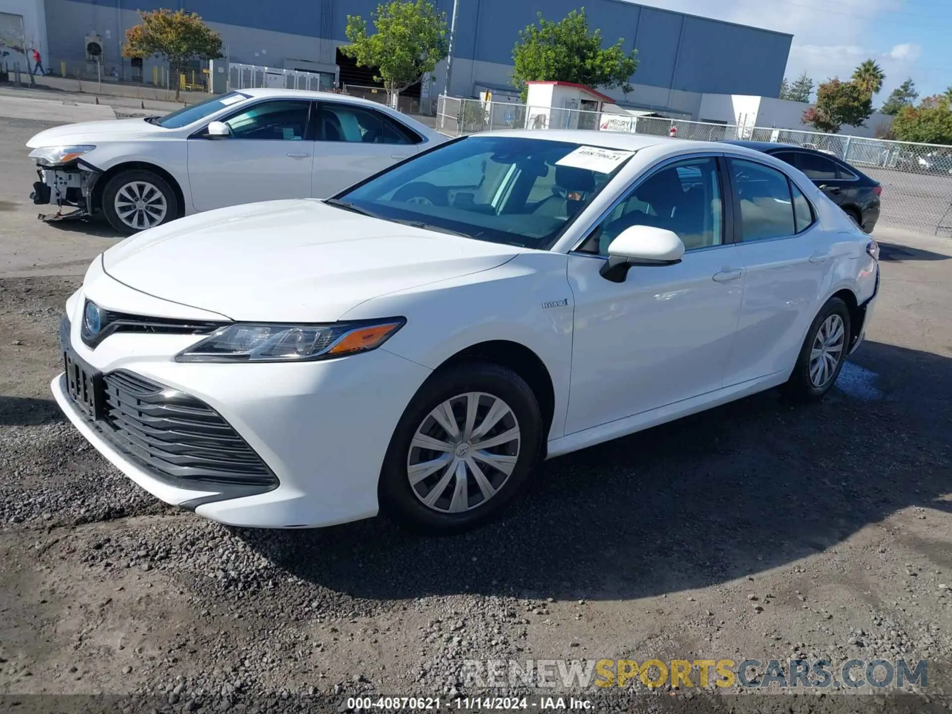 2 Photograph of a damaged car 4T1B31HK7KU516231 TOYOTA CAMRY HYBRID 2019