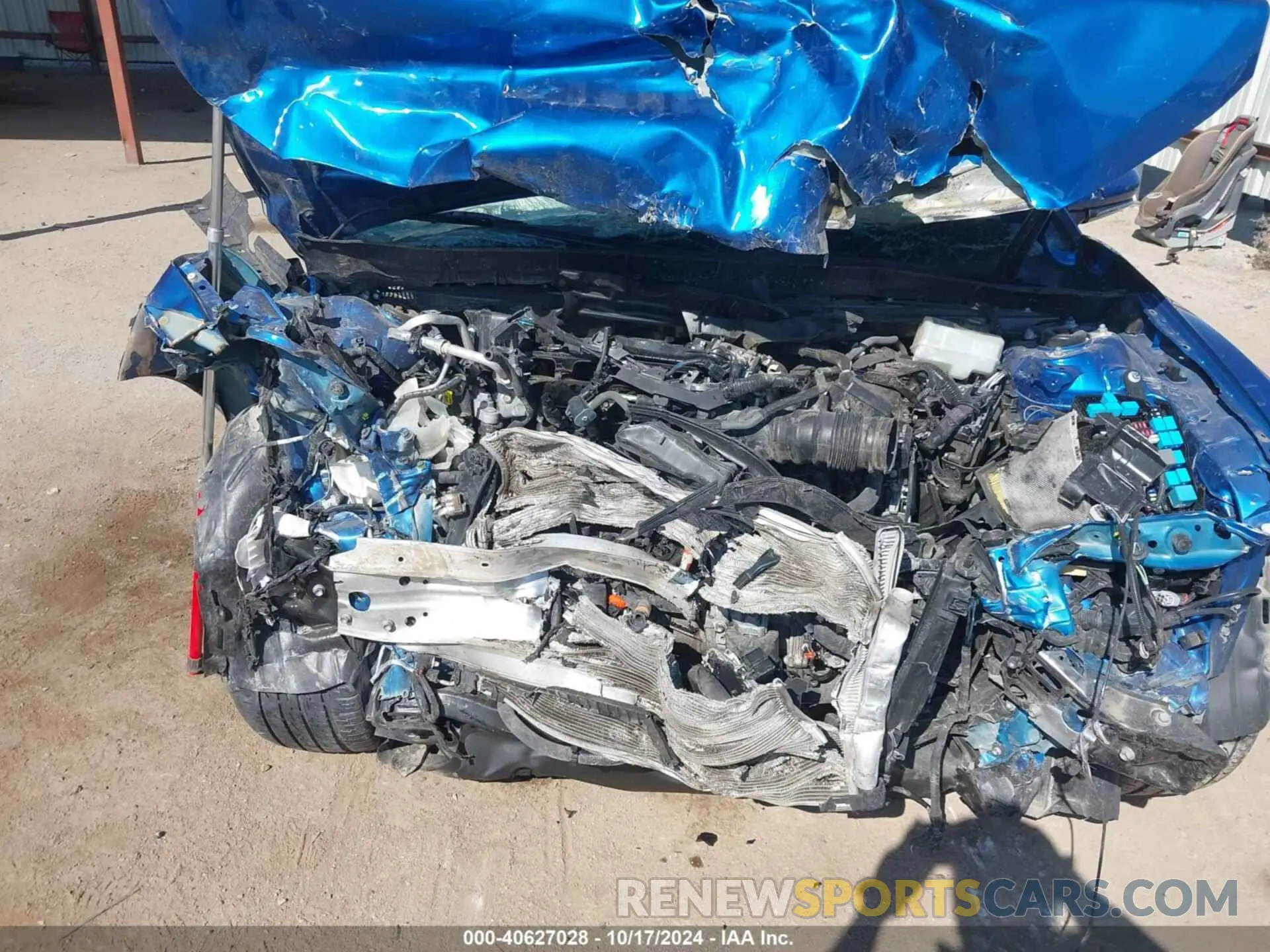 10 Photograph of a damaged car 4T1B21HK3LU015017 TOYOTA CAMRY HYBRID 2020