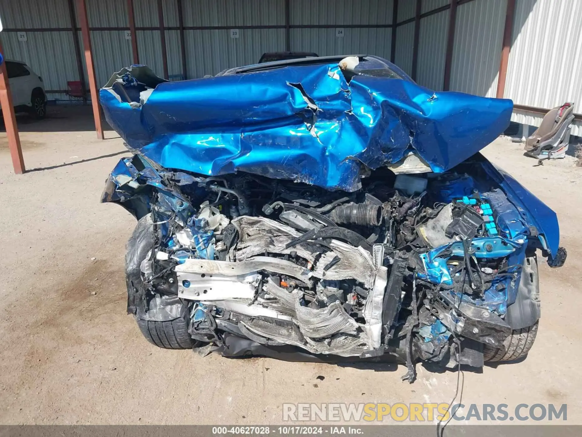 11 Photograph of a damaged car 4T1B21HK3LU015017 TOYOTA CAMRY HYBRID 2020