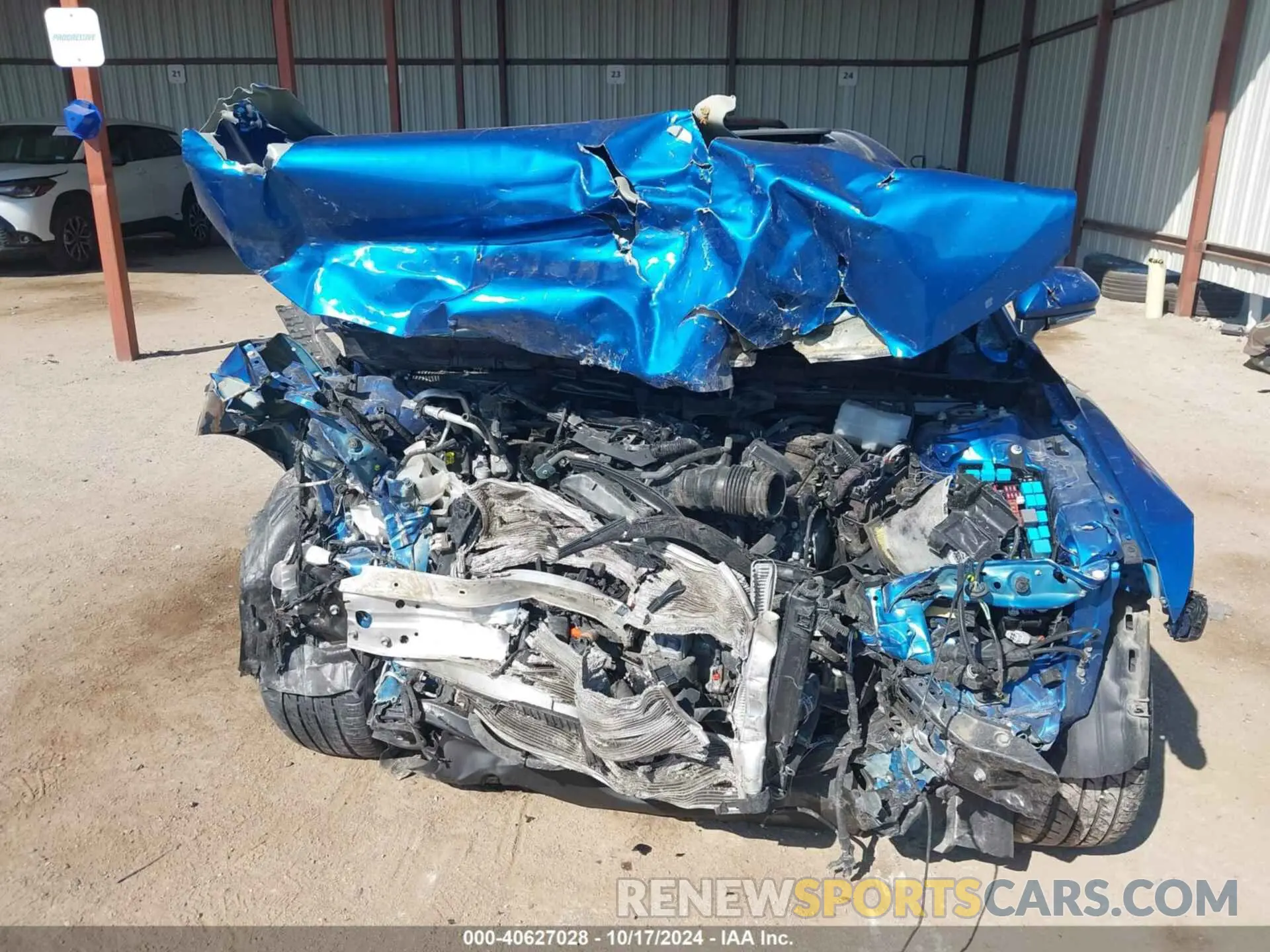 6 Photograph of a damaged car 4T1B21HK3LU015017 TOYOTA CAMRY HYBRID 2020