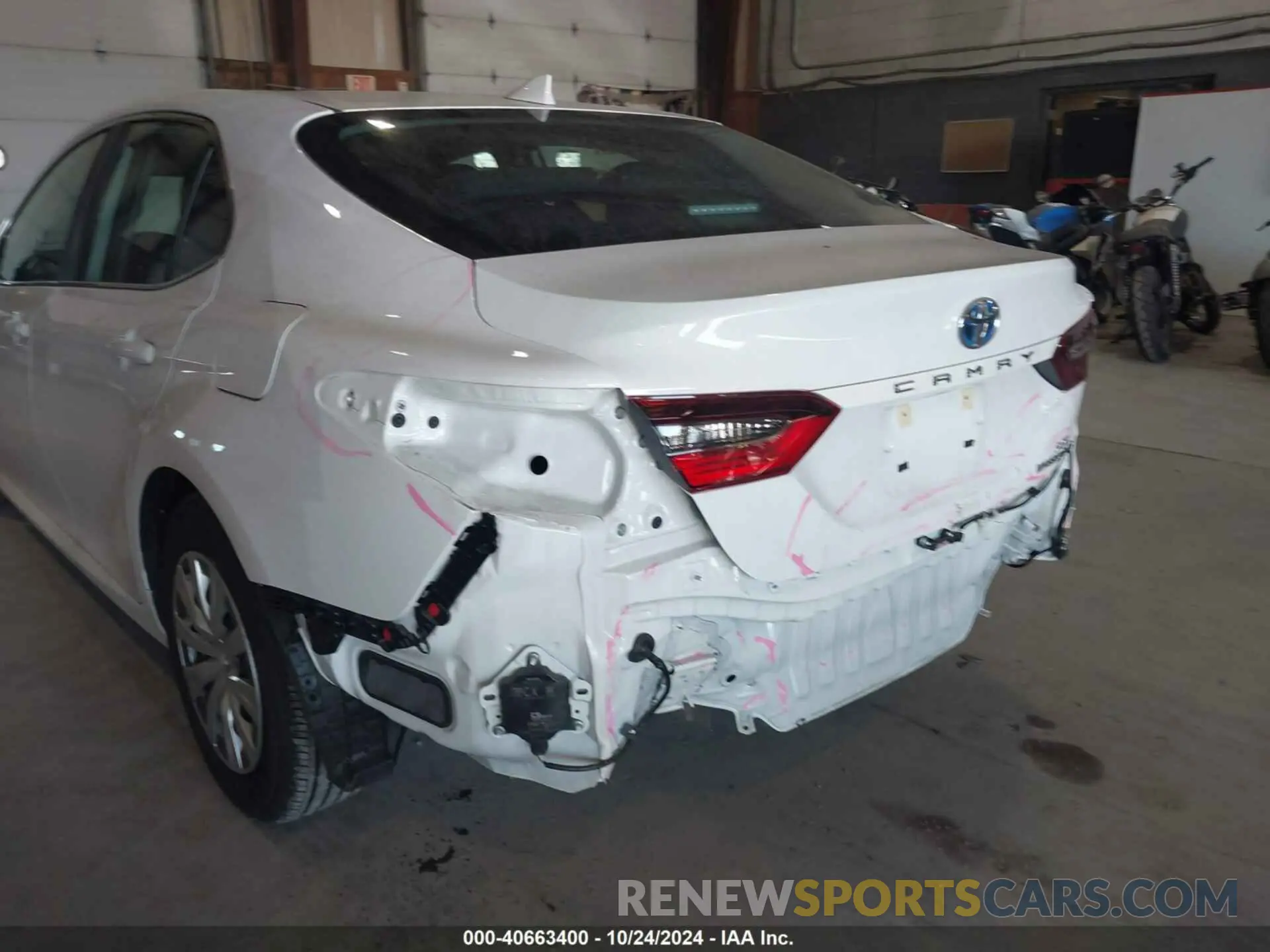 6 Photograph of a damaged car 4T1C31AK1RU631206 TOYOTA CAMRY HYBRID 2024