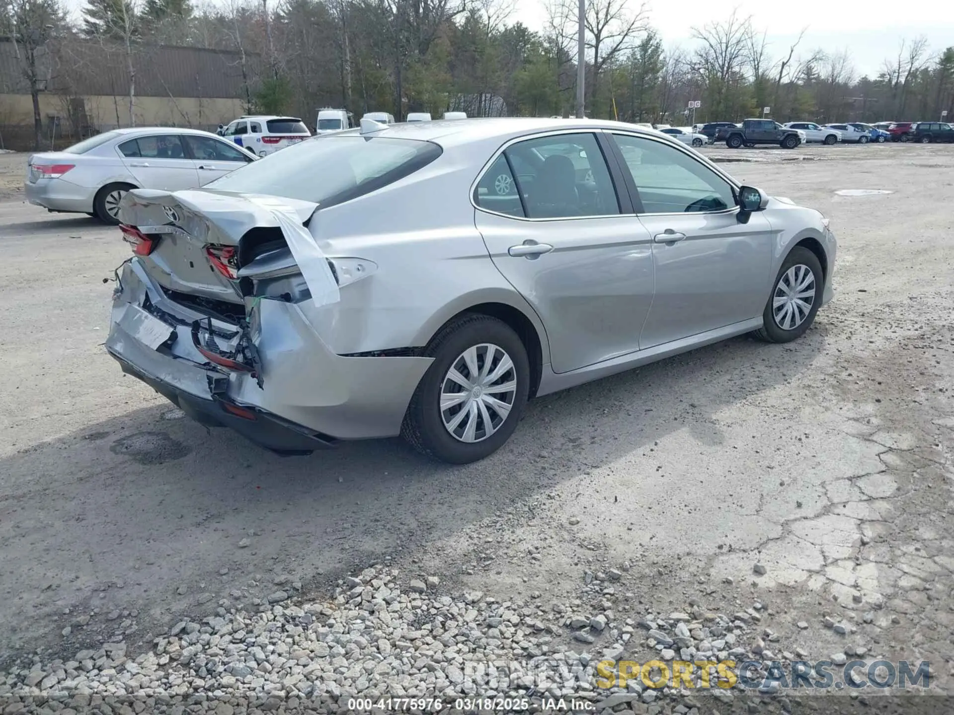 4 Photograph of a damaged car 4T1C31AK3RU074475 TOYOTA CAMRY HYBRID 2024