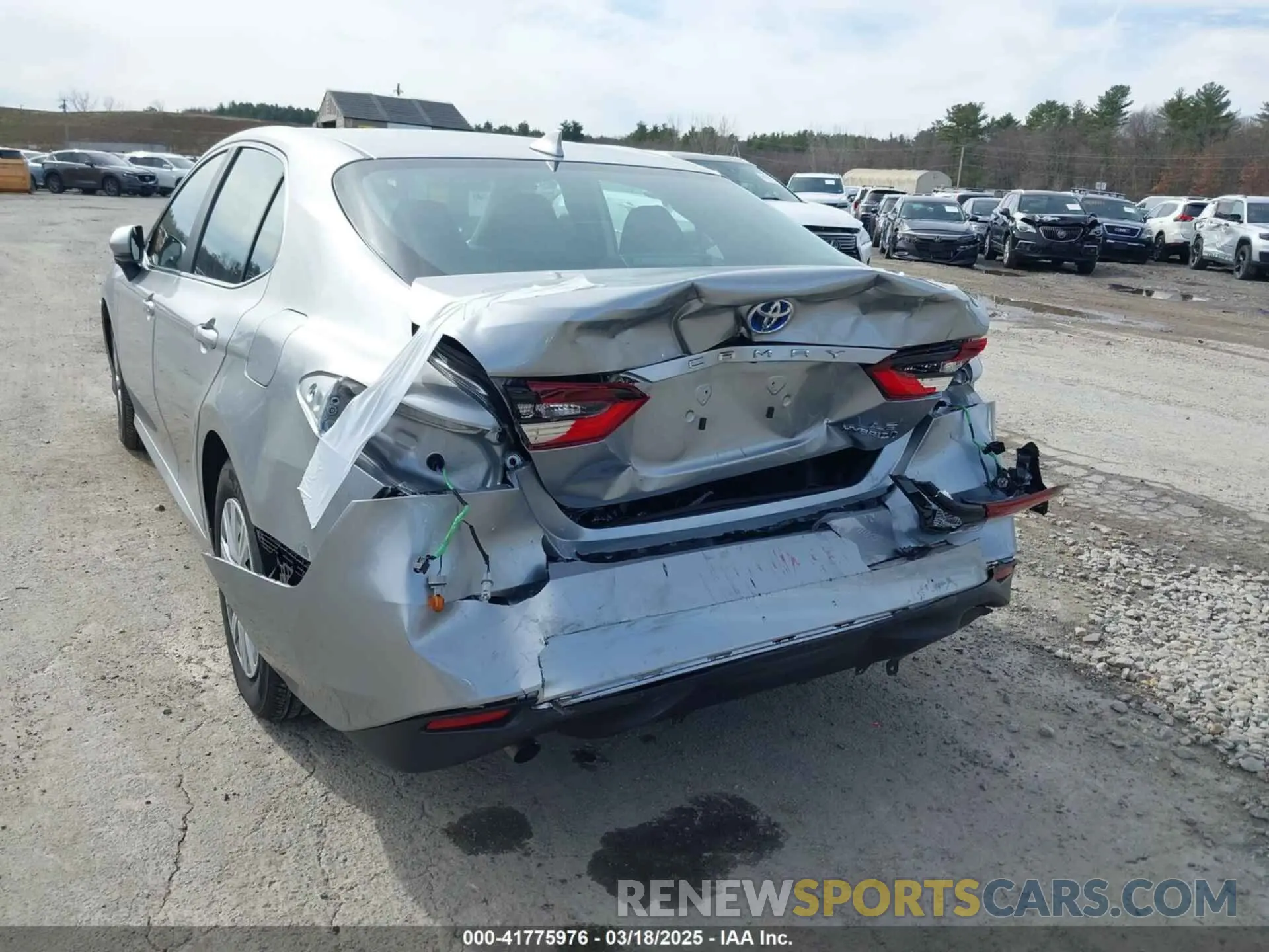 6 Photograph of a damaged car 4T1C31AK3RU074475 TOYOTA CAMRY HYBRID 2024