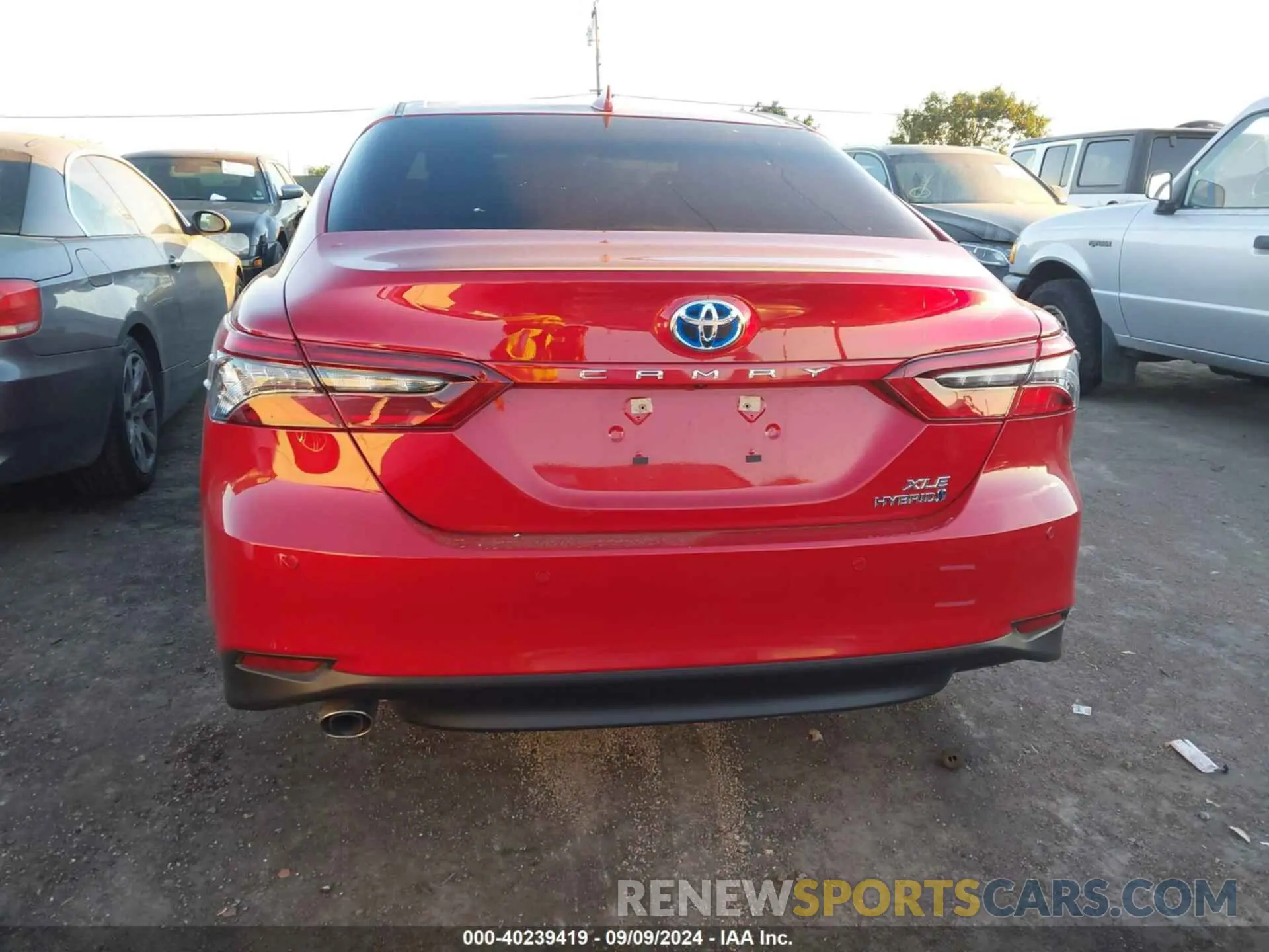 16 Фотография поврежденного автомобиля 4T1F31AK6RU068716 TOYOTA CAMRY HYBRID 2024
