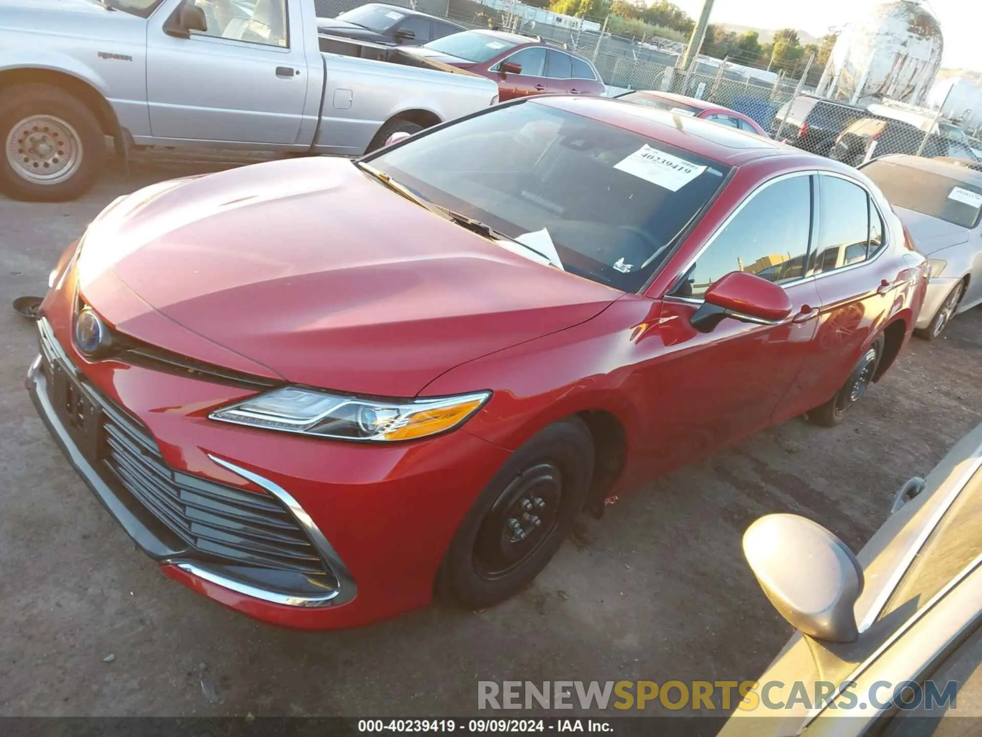 2 Фотография поврежденного автомобиля 4T1F31AK6RU068716 TOYOTA CAMRY HYBRID 2024
