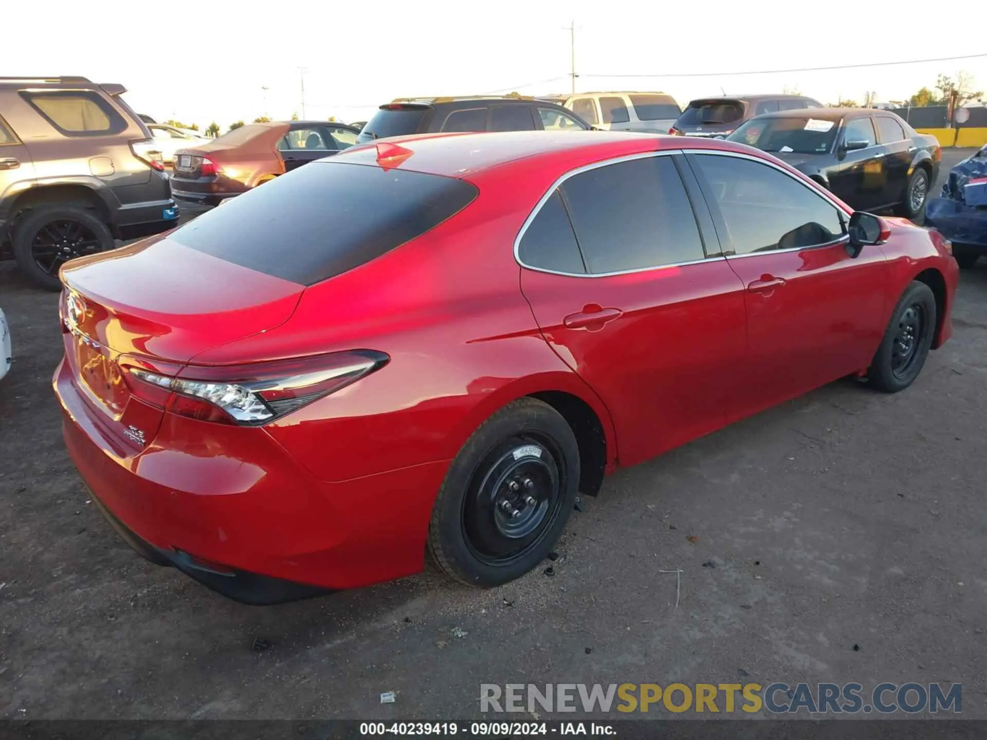 4 Фотография поврежденного автомобиля 4T1F31AK6RU068716 TOYOTA CAMRY HYBRID 2024