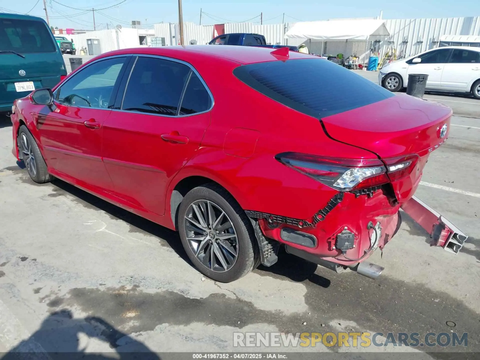 3 Photograph of a damaged car 4T1F31AK8RU073089 TOYOTA CAMRY HYBRID 2024