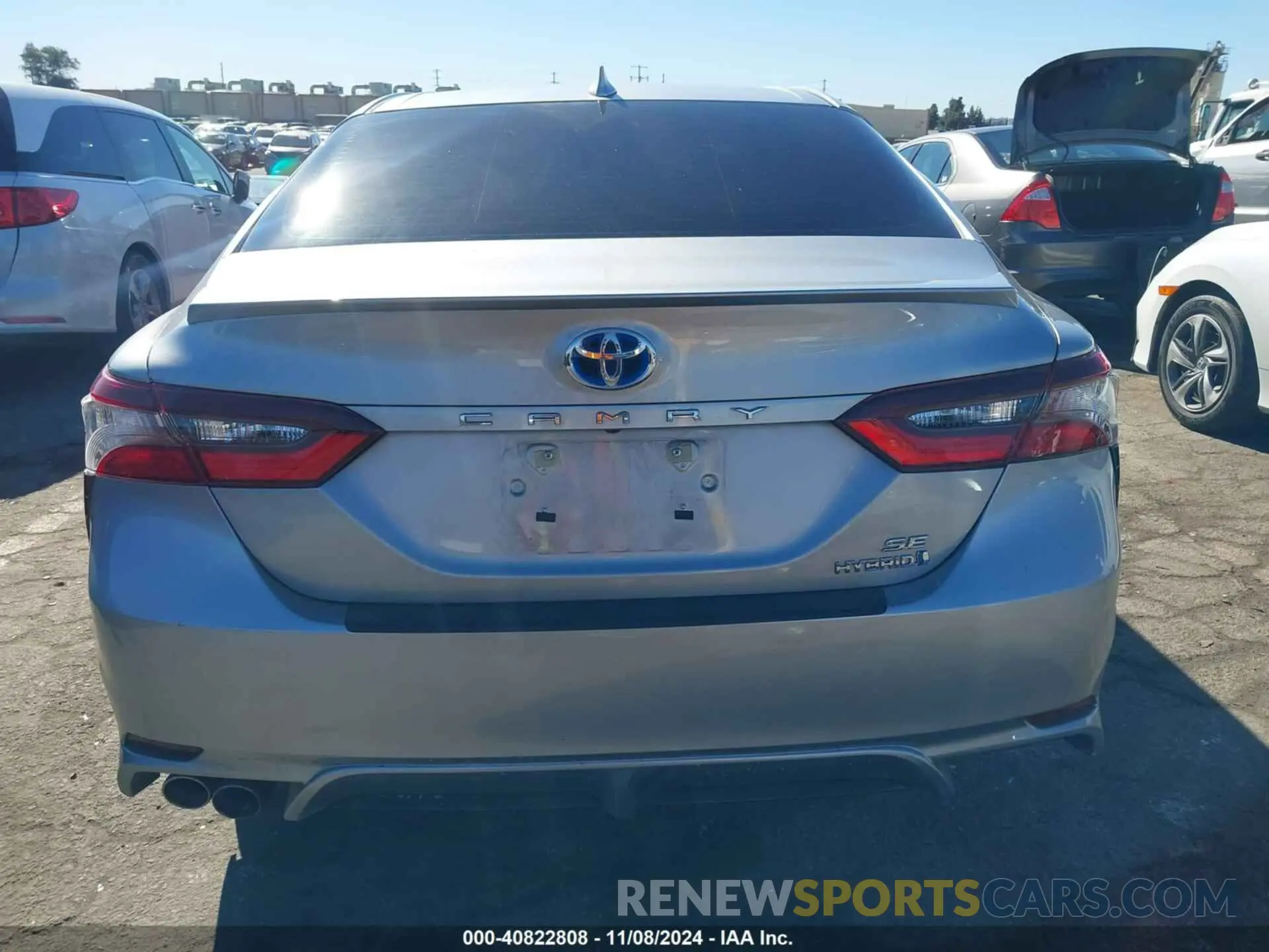 17 Photograph of a damaged car 4T1G31AK0RU071776 TOYOTA CAMRY HYBRID 2024