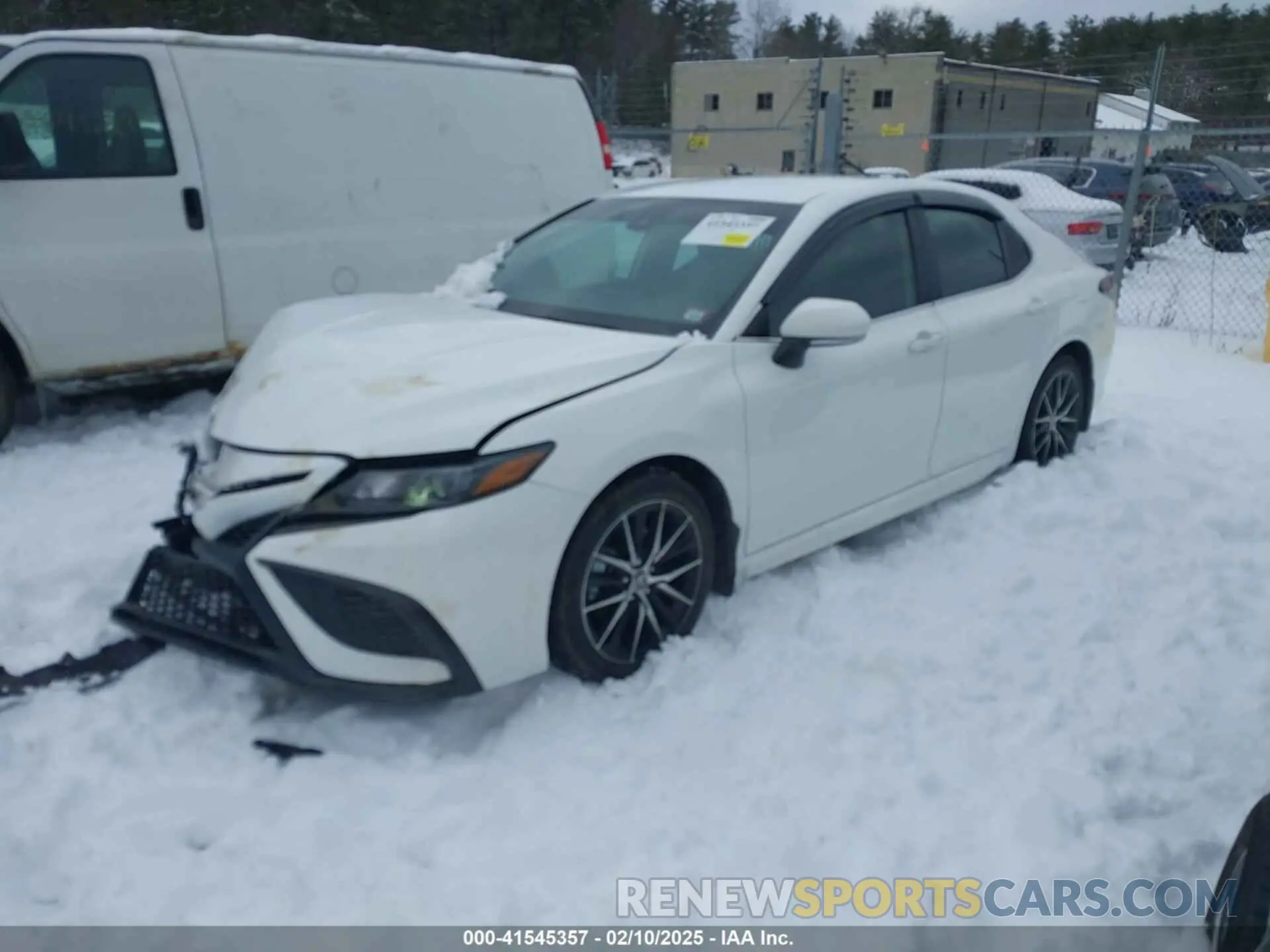 2 Photograph of a damaged car 4T1G31AK2RU073447 TOYOTA CAMRY HYBRID 2024