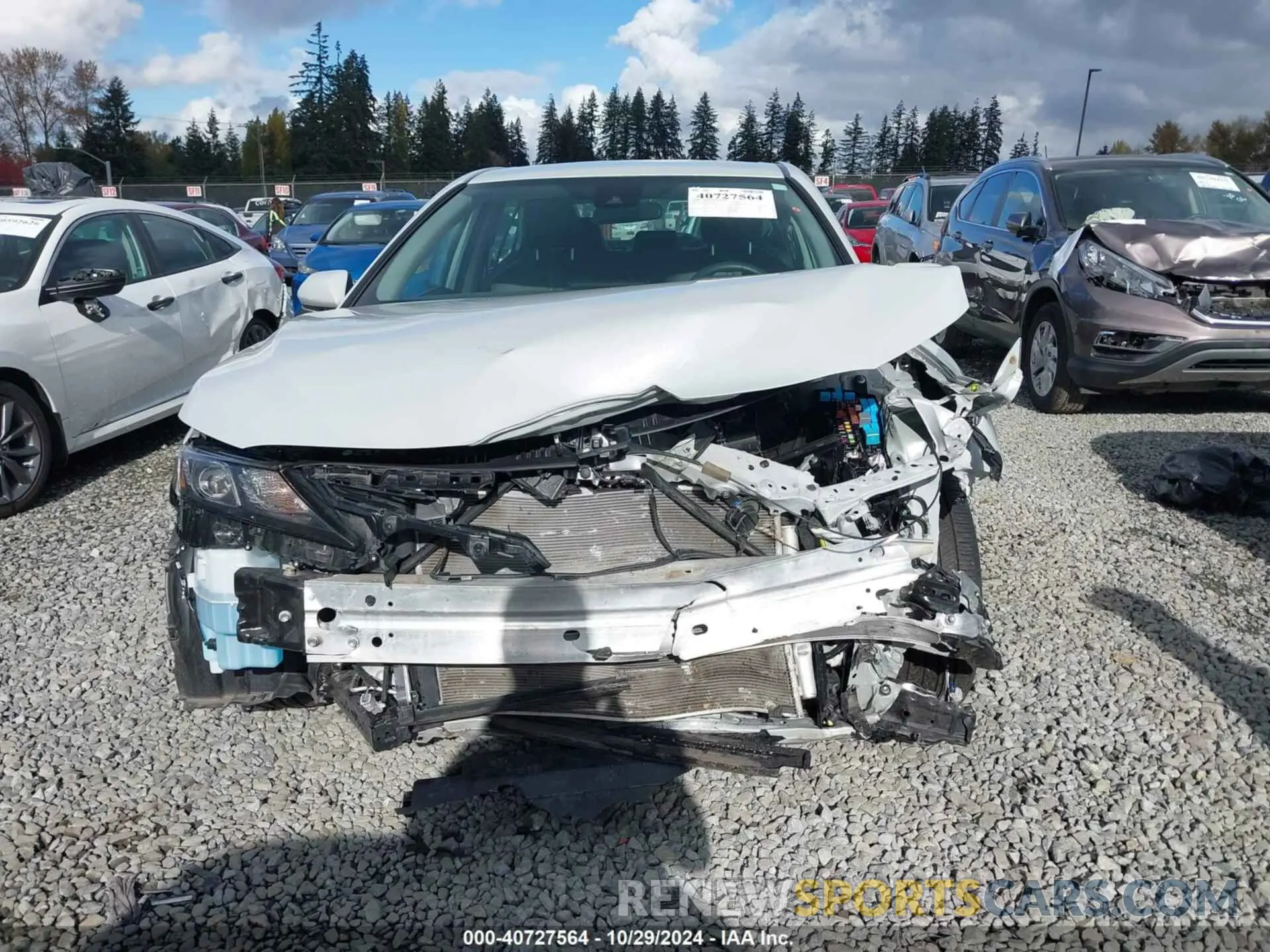 13 Photograph of a damaged car 4T1G31AKXRU061630 TOYOTA CAMRY HYBRID 2024