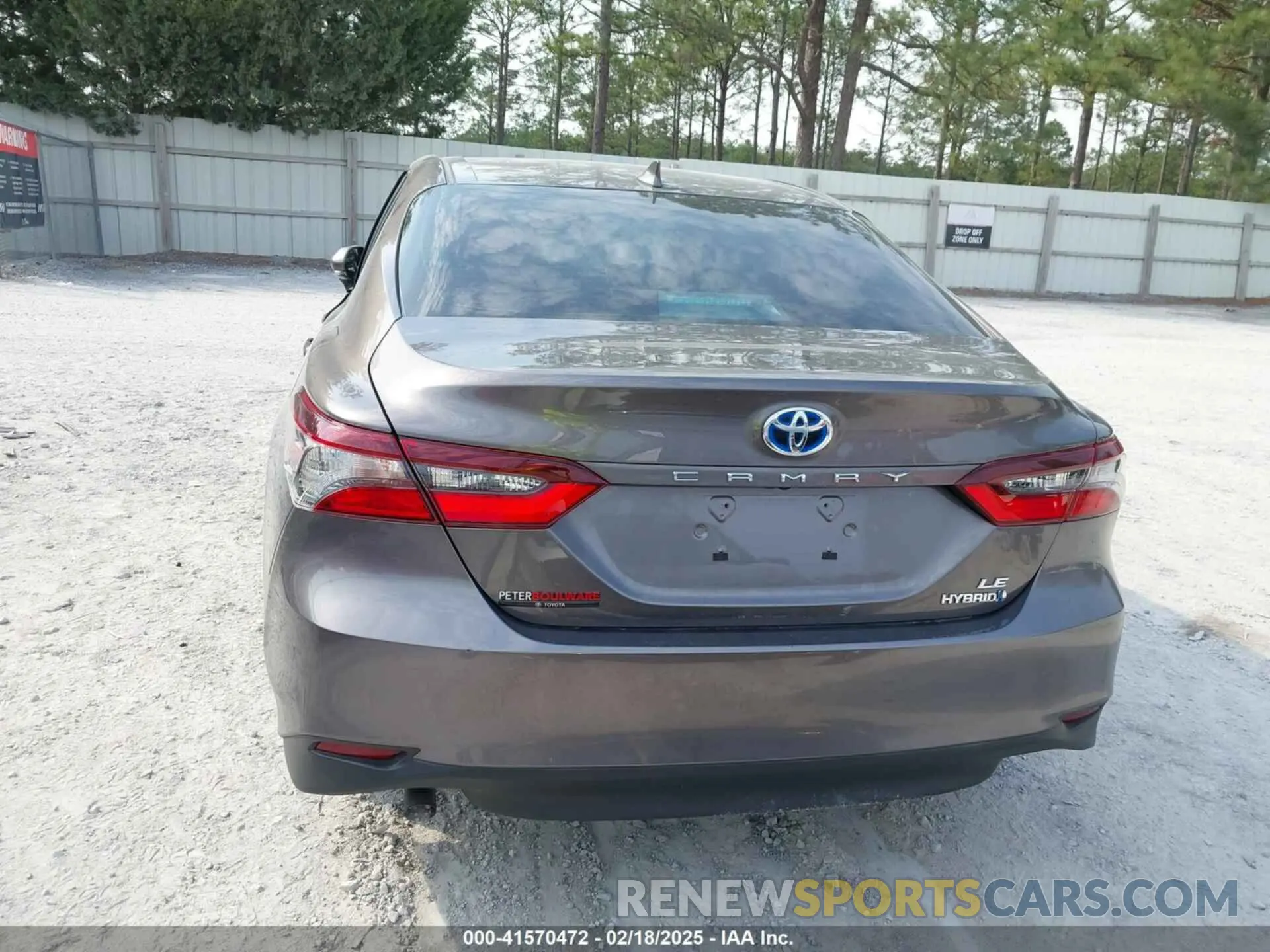17 Фотография поврежденного автомобиля 4T1H31AK5RU629030 TOYOTA CAMRY HYBRID 2024