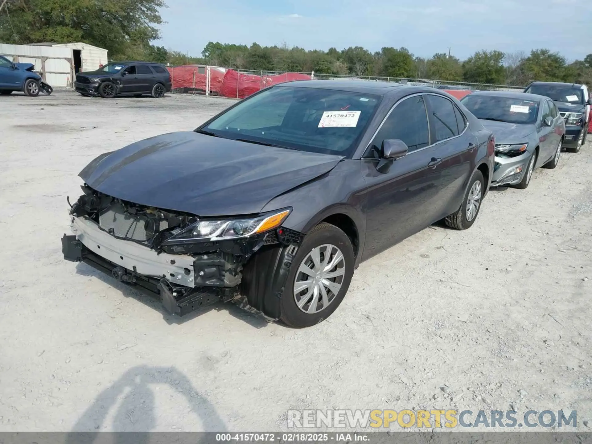2 Фотография поврежденного автомобиля 4T1H31AK5RU629030 TOYOTA CAMRY HYBRID 2024