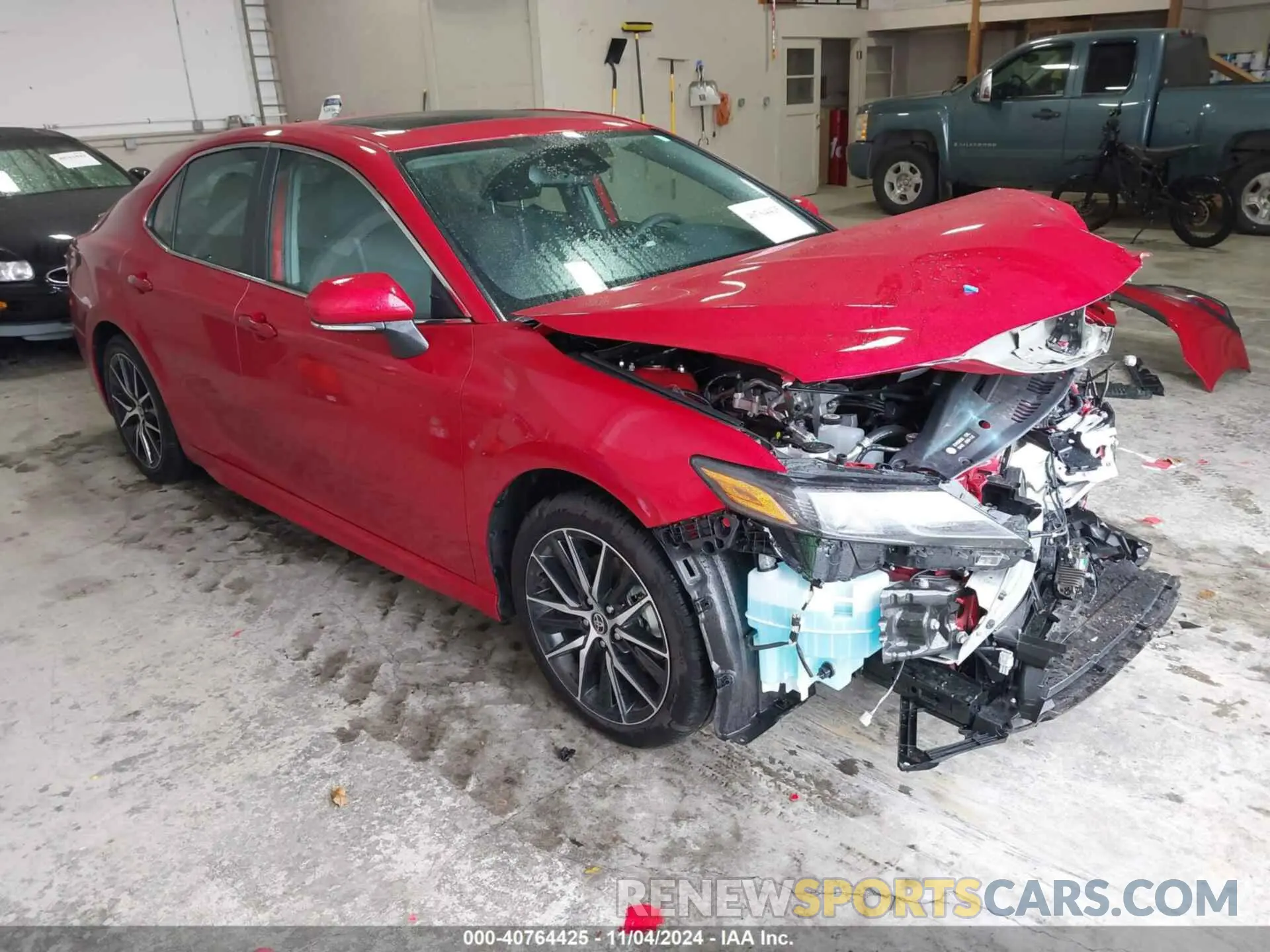 1 Photograph of a damaged car 4T1S31AK9RU069793 TOYOTA CAMRY HYBRID 2024