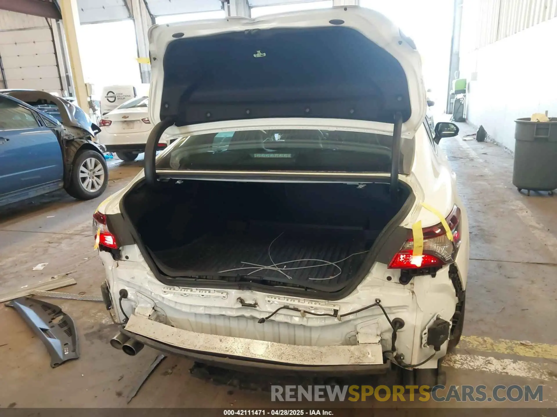 21 Photograph of a damaged car 4T1T31AK0RU073025 TOYOTA CAMRY HYBRID 2024