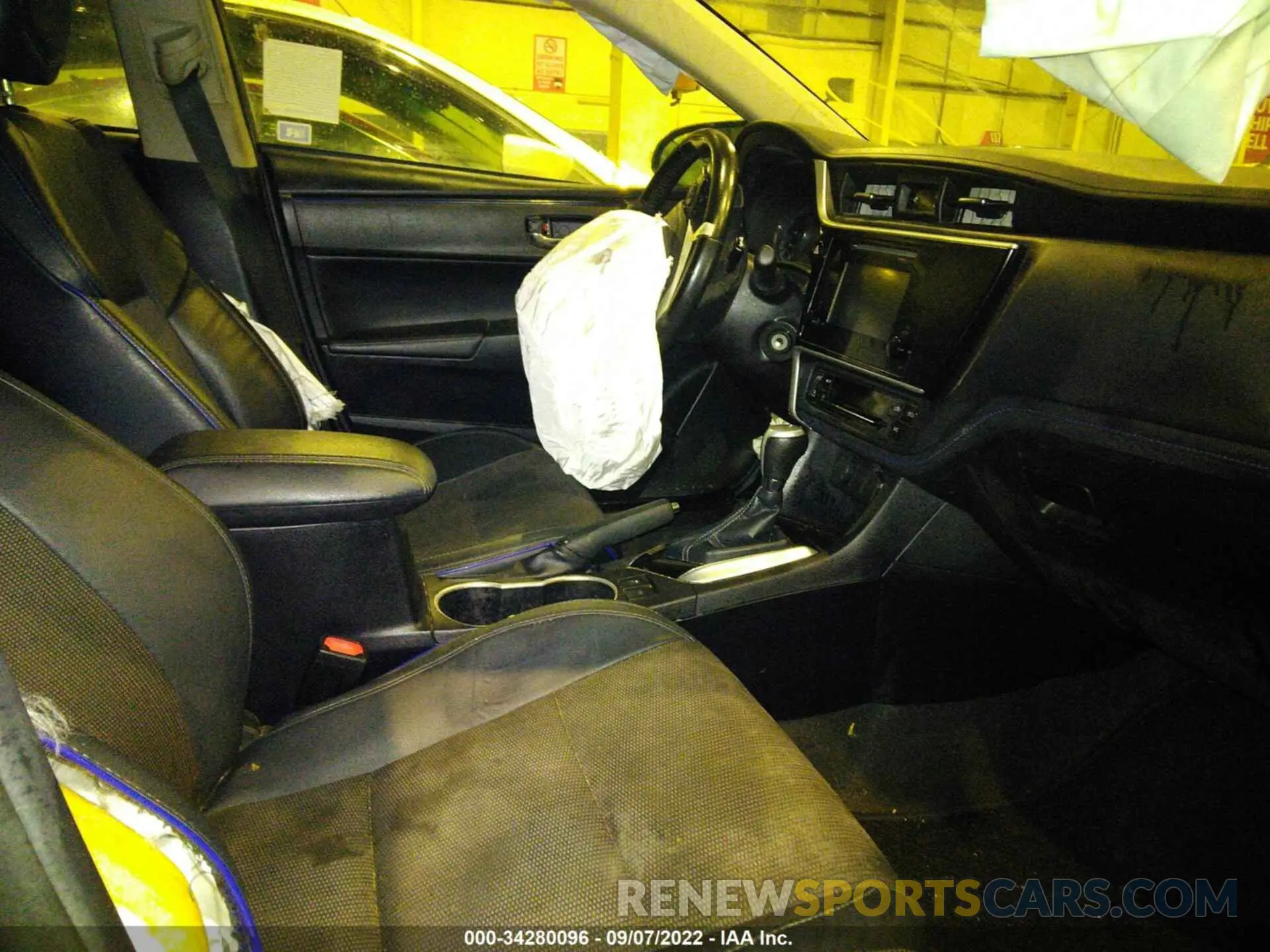 5 Photograph of a damaged car 001BURHE9KC141241 TOYOTA COROLLA 2019
