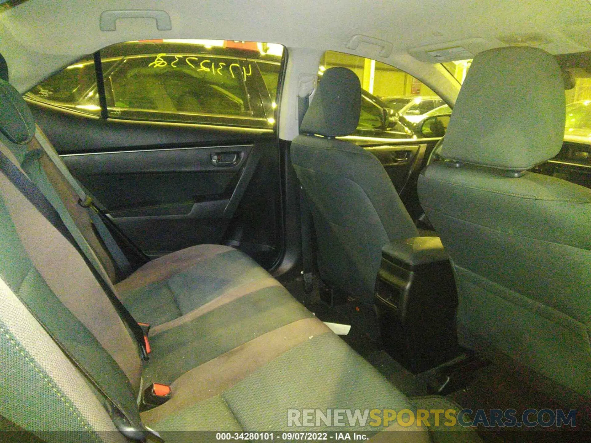 8 Photograph of a damaged car 00FBURHEXKP921801 TOYOTA COROLLA 2019
