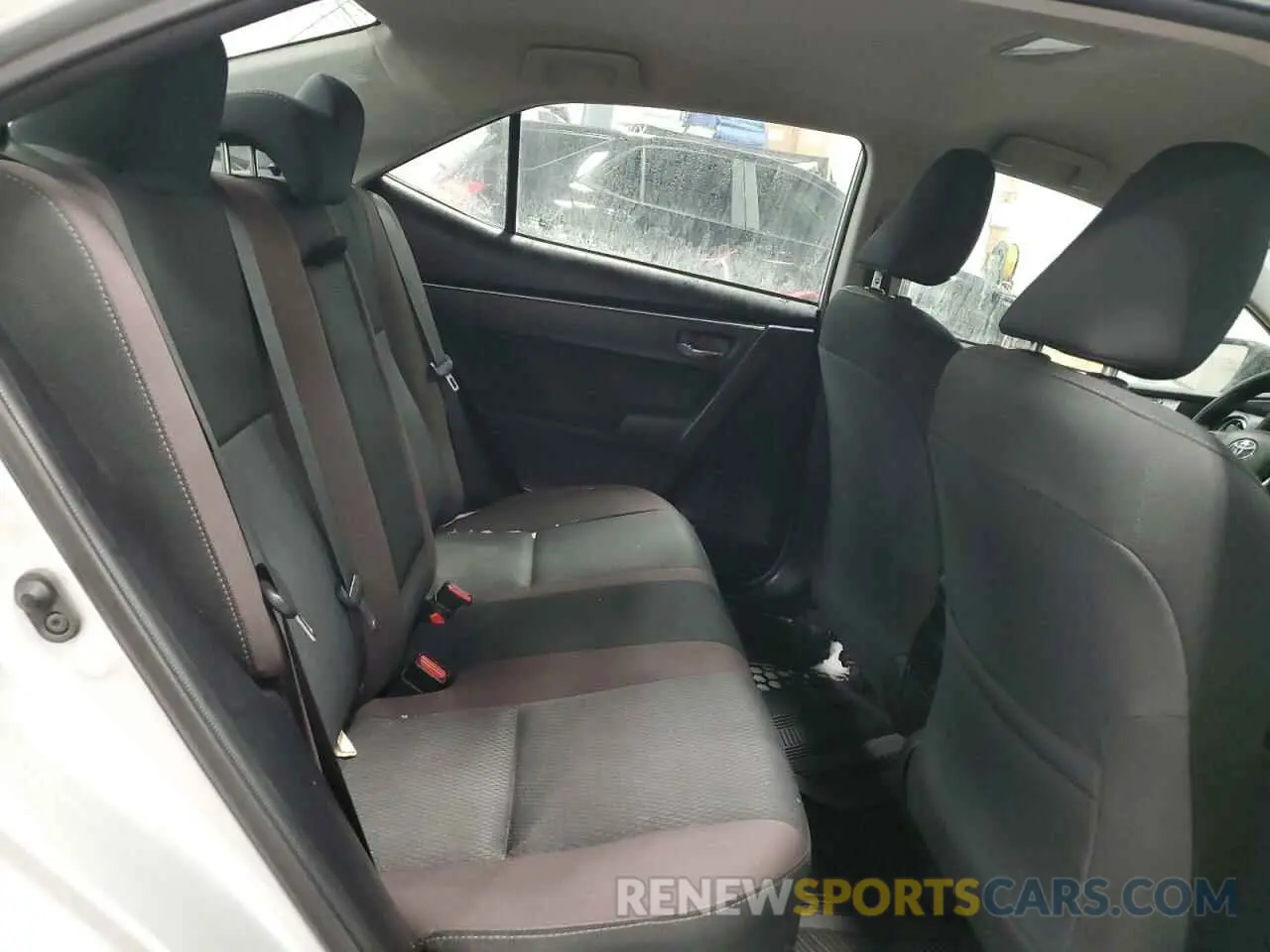 10 Фотография поврежденного автомобиля 2T1BPRHE1KC159854 TOYOTA COROLLA 2019