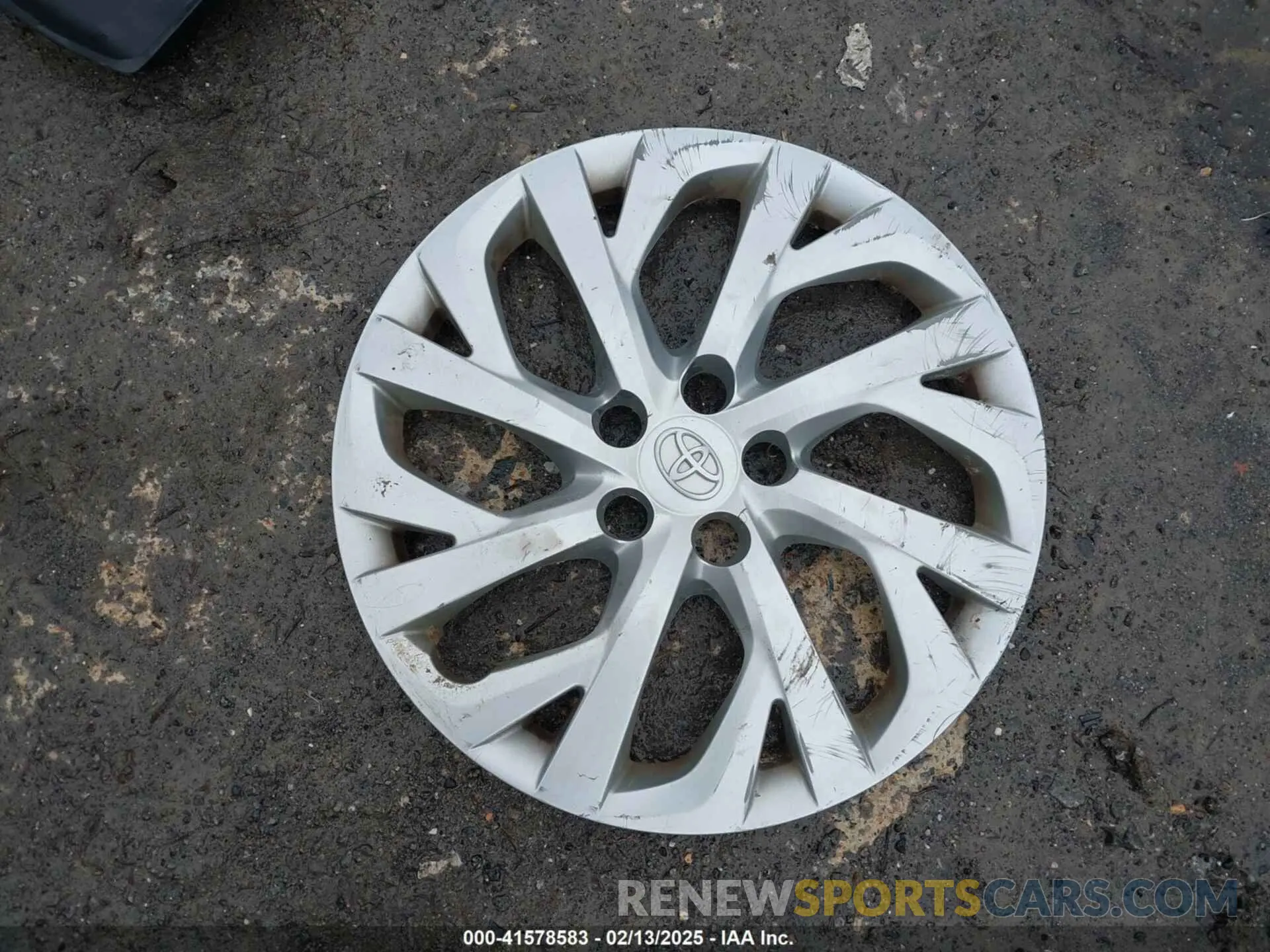 12 Фотография поврежденного автомобиля 2T1BURHE0KC150152 TOYOTA COROLLA 2019