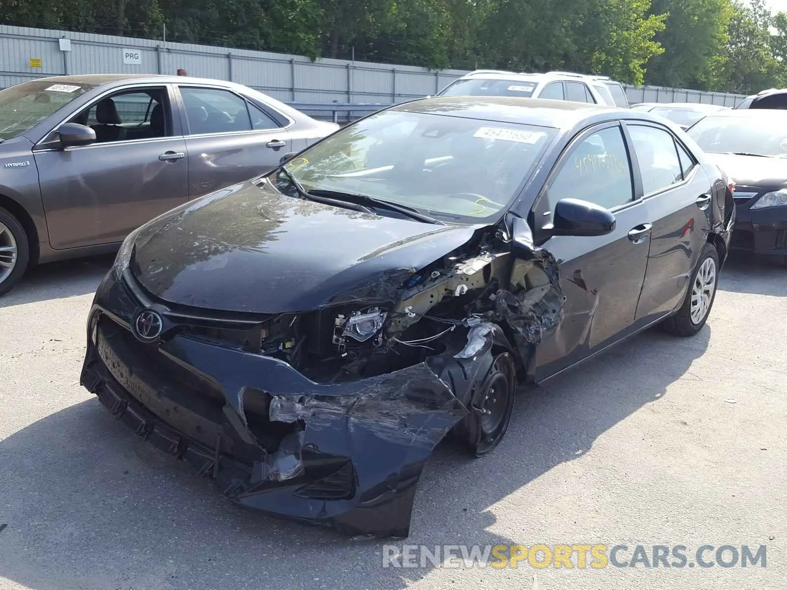 2 Photograph of a damaged car 2T1BURHE0KC170451 TOYOTA COROLLA 2019