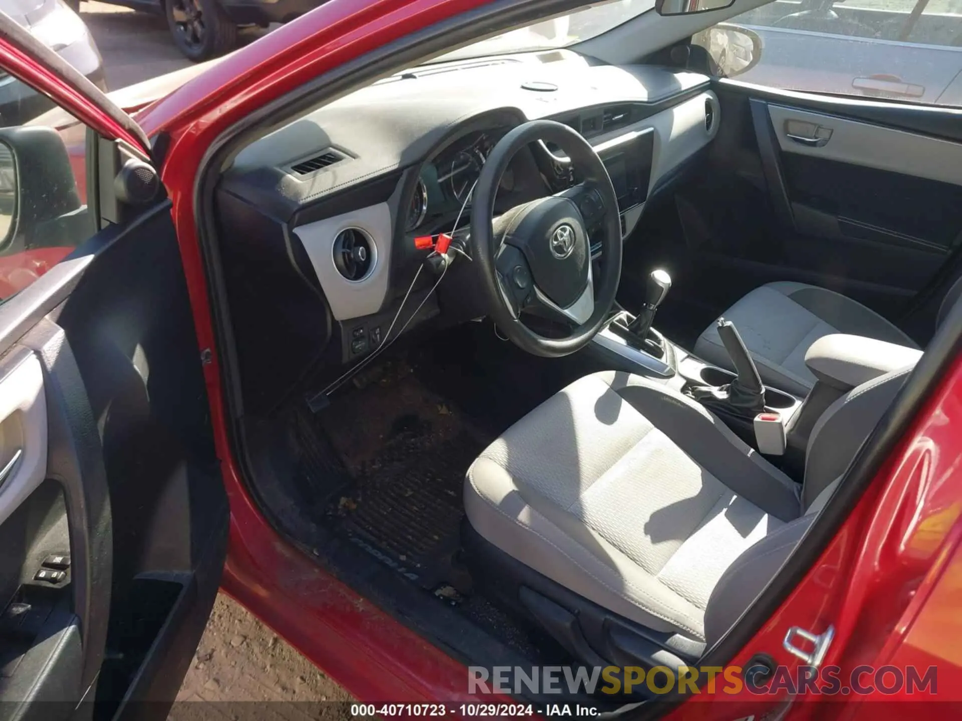 5 Photograph of a damaged car 2T1BURHE0KC181207 TOYOTA COROLLA 2019