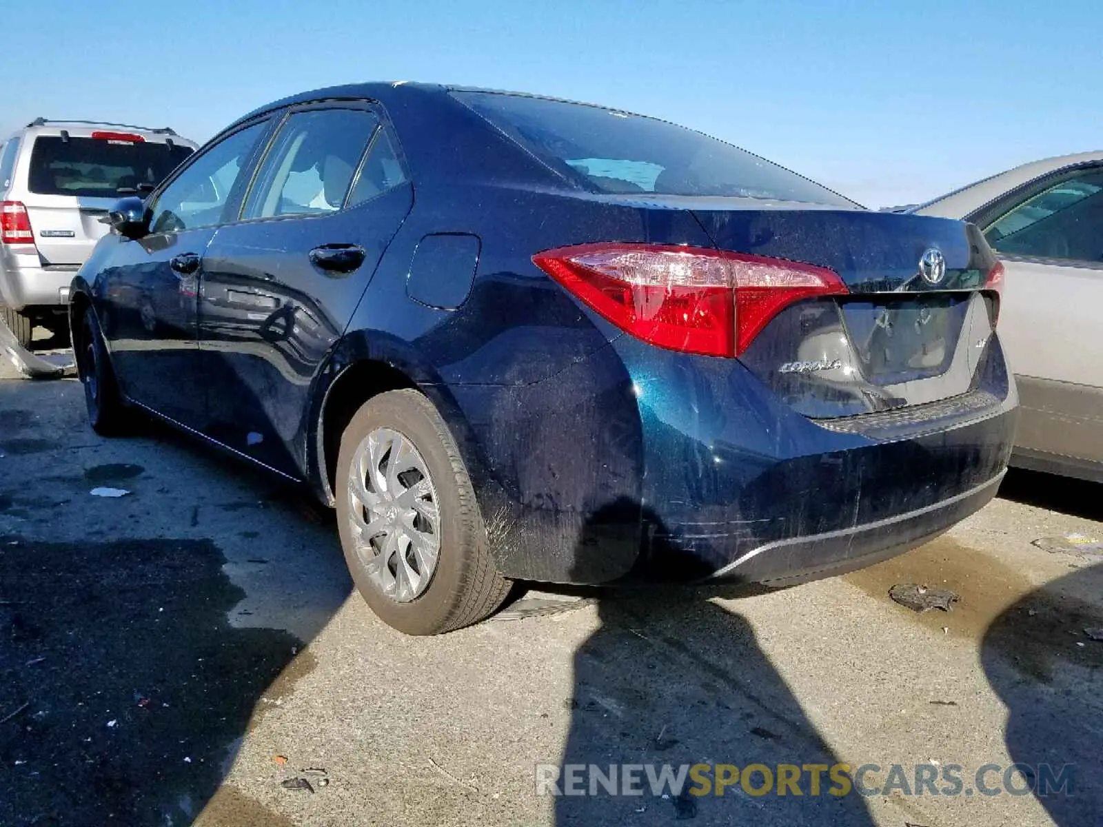 3 Photograph of a damaged car 2T1BURHE0KC192739 TOYOTA COROLLA 2019