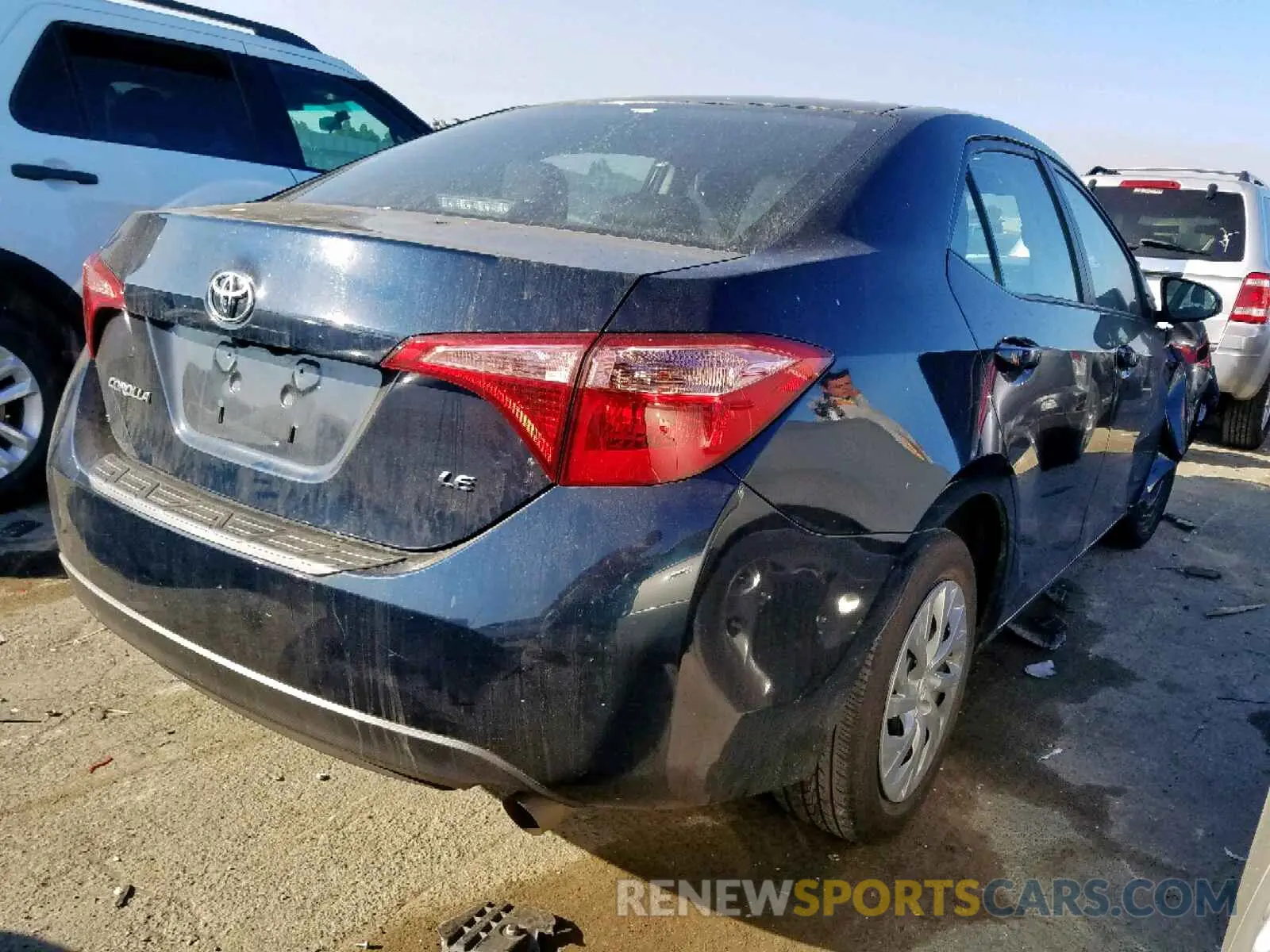 4 Photograph of a damaged car 2T1BURHE0KC192739 TOYOTA COROLLA 2019