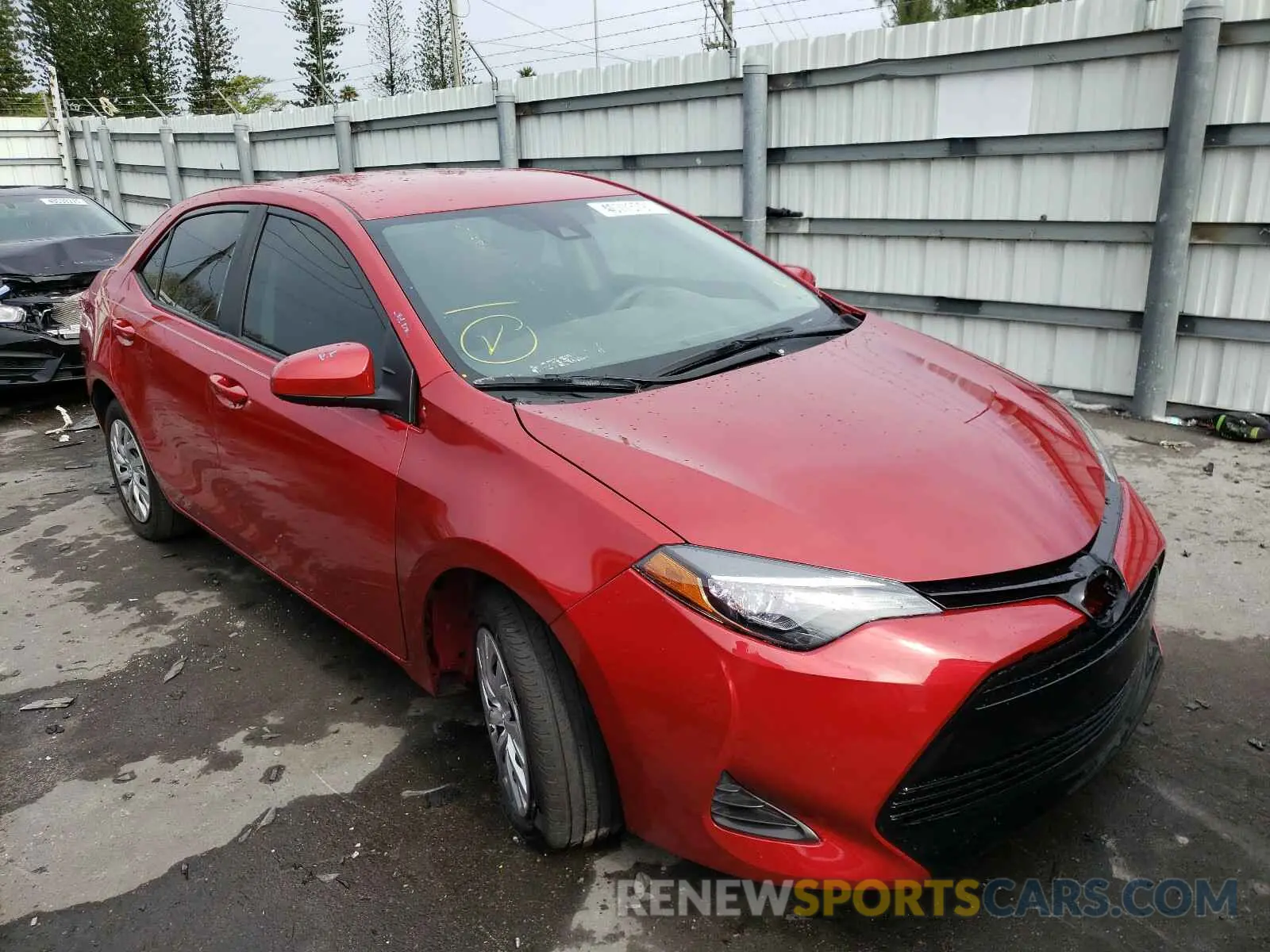 1 Photograph of a damaged car 2T1BURHE0KC199111 TOYOTA COROLLA 2019