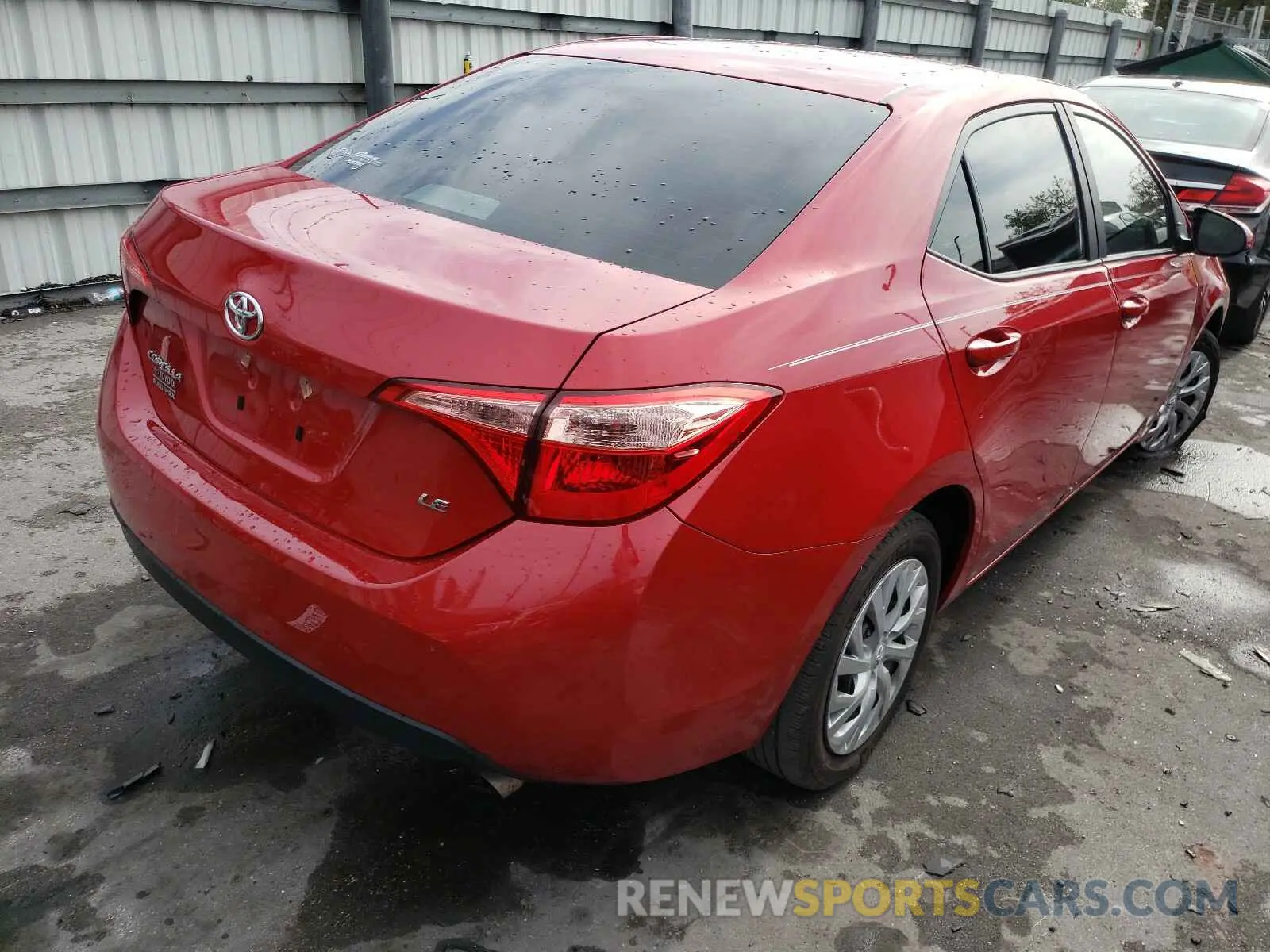 4 Photograph of a damaged car 2T1BURHE0KC199111 TOYOTA COROLLA 2019