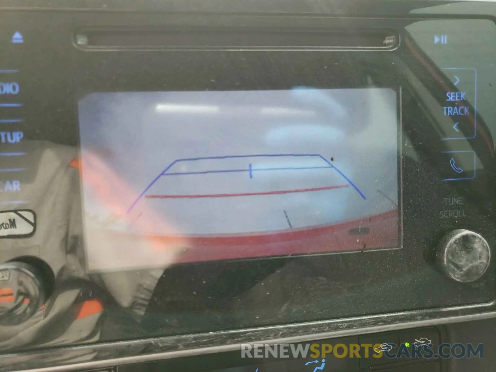 9 Photograph of a damaged car 2T1BURHE0KC199111 TOYOTA COROLLA 2019
