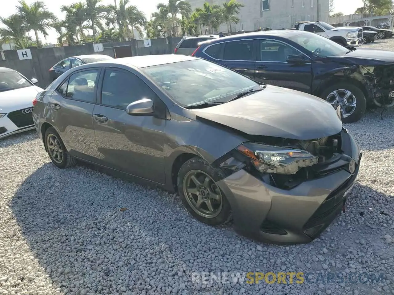 4 Photograph of a damaged car 2T1BURHE0KC214156 TOYOTA COROLLA 2019