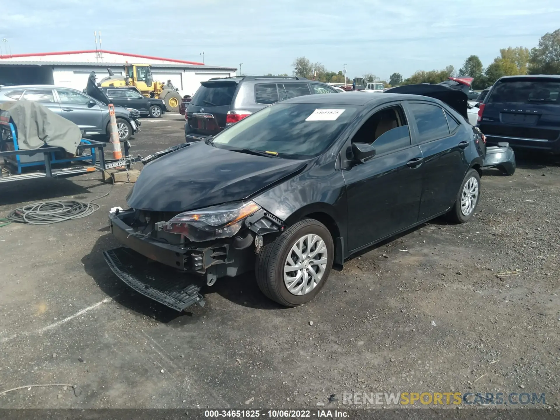 2 Фотография поврежденного автомобиля 2T1BURHE0KC220104 TOYOTA COROLLA 2019