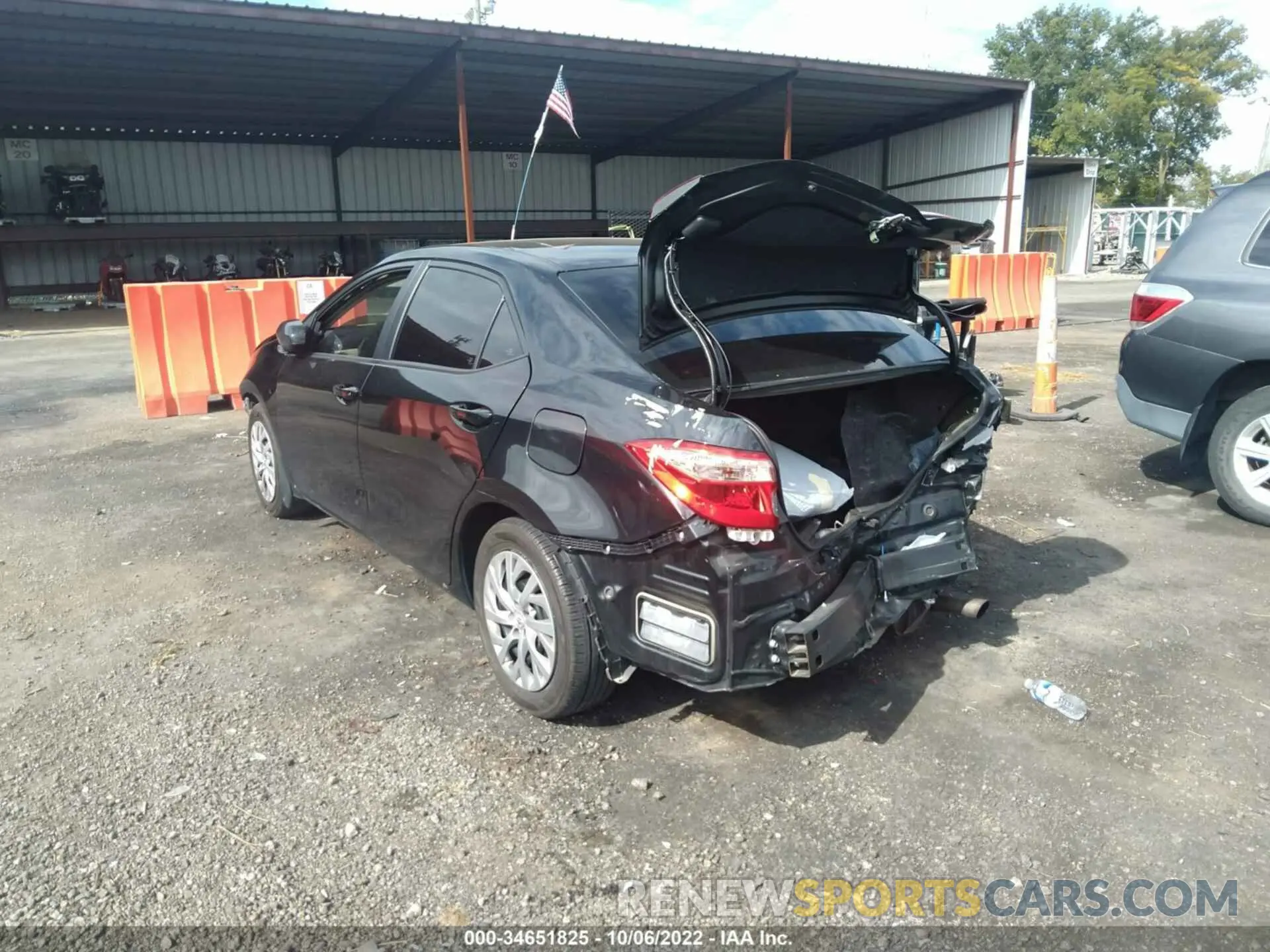 3 Фотография поврежденного автомобиля 2T1BURHE0KC220104 TOYOTA COROLLA 2019