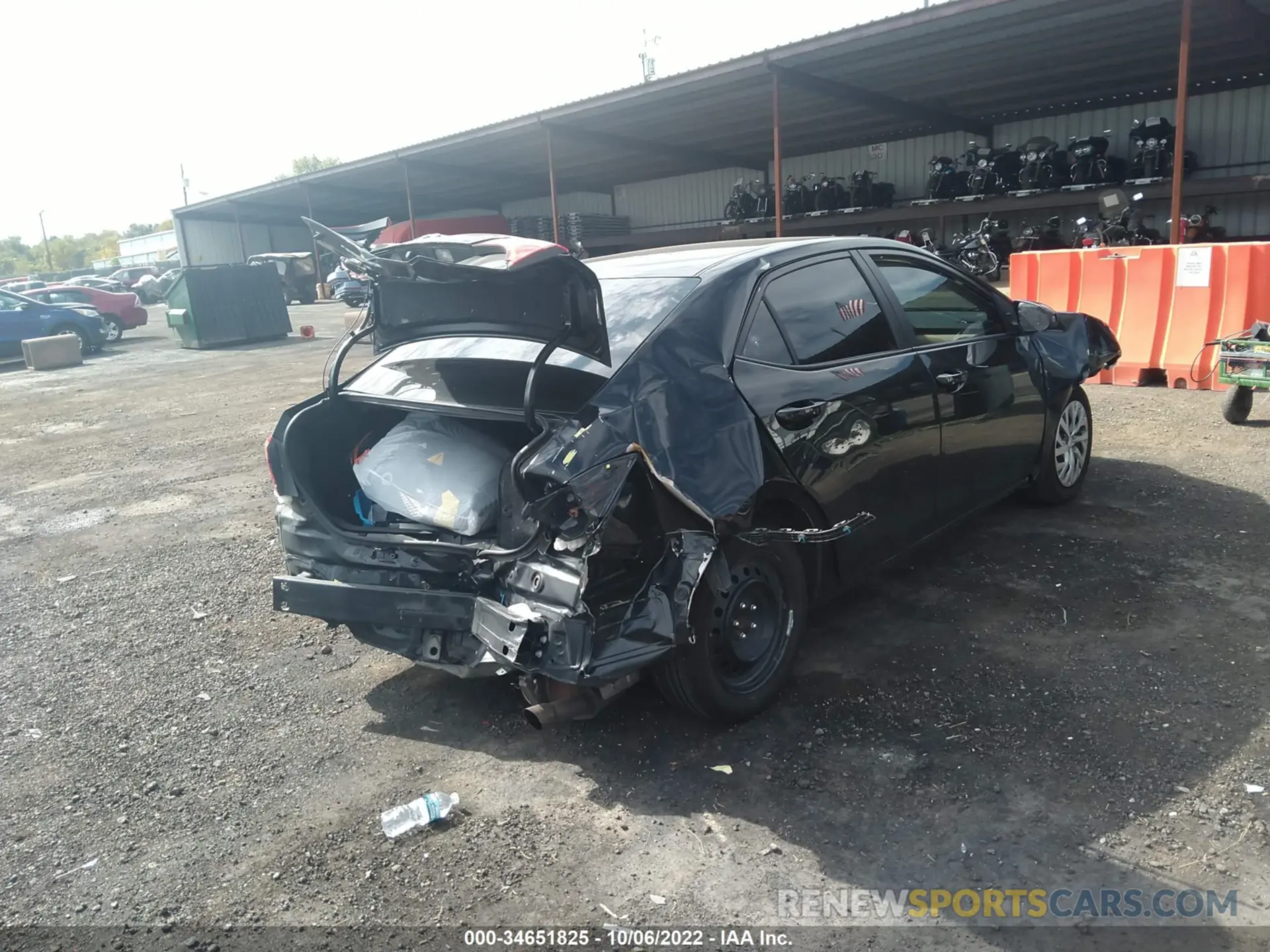 4 Фотография поврежденного автомобиля 2T1BURHE0KC220104 TOYOTA COROLLA 2019
