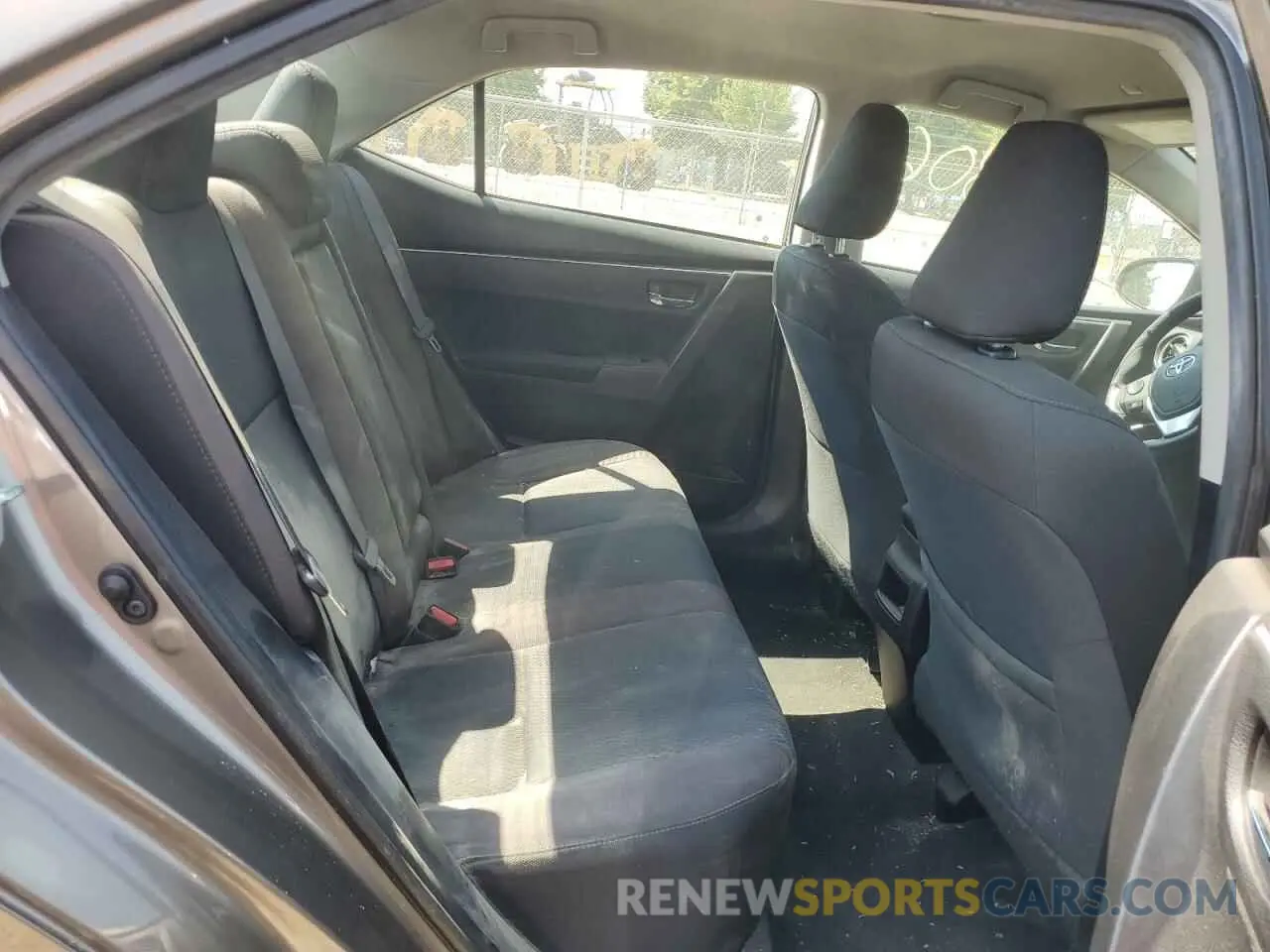 6 Photograph of a damaged car 2T1BURHE0KC225934 TOYOTA COROLLA 2019