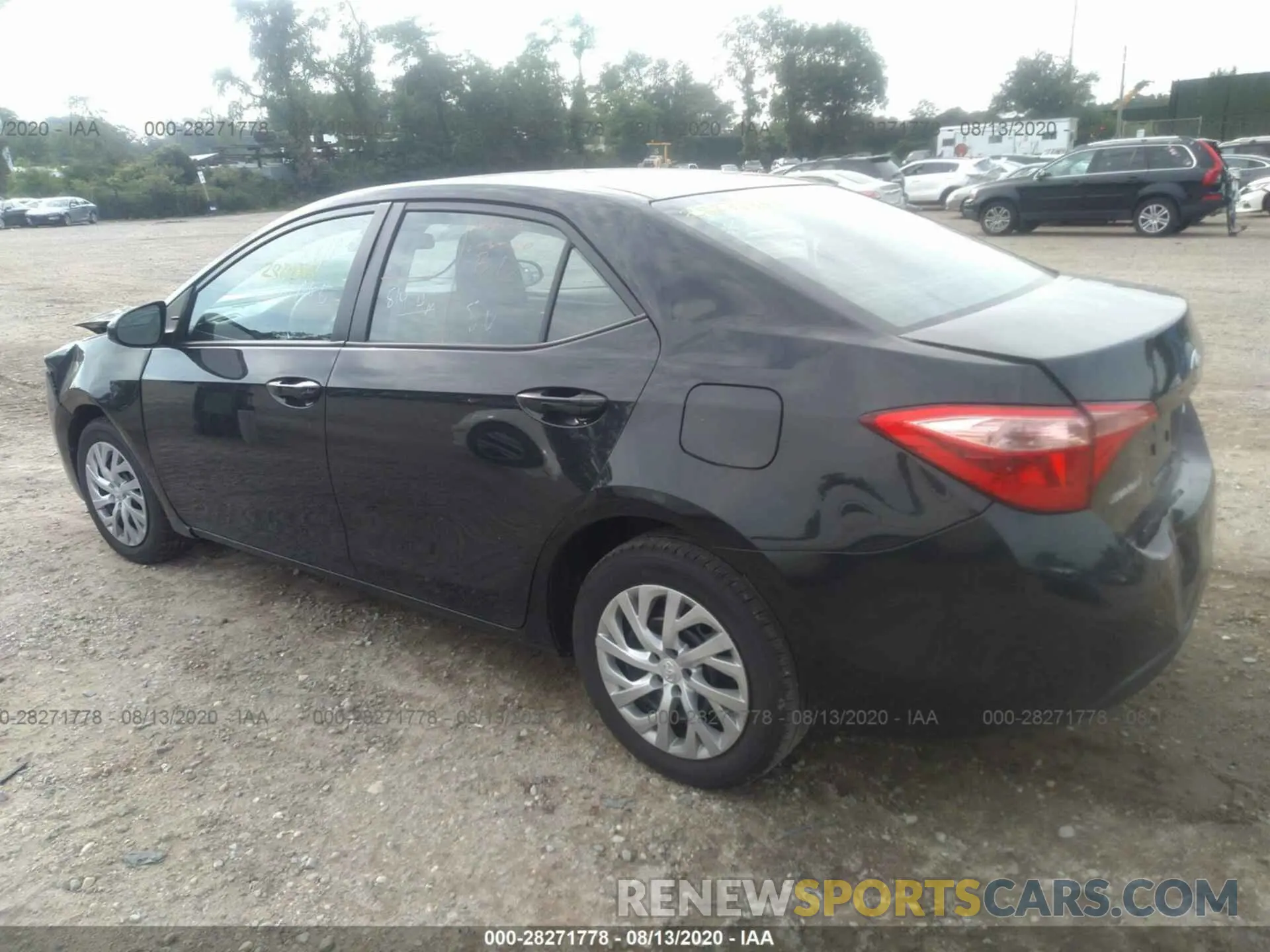 3 Photograph of a damaged car 2T1BURHE0KC232818 TOYOTA COROLLA 2019