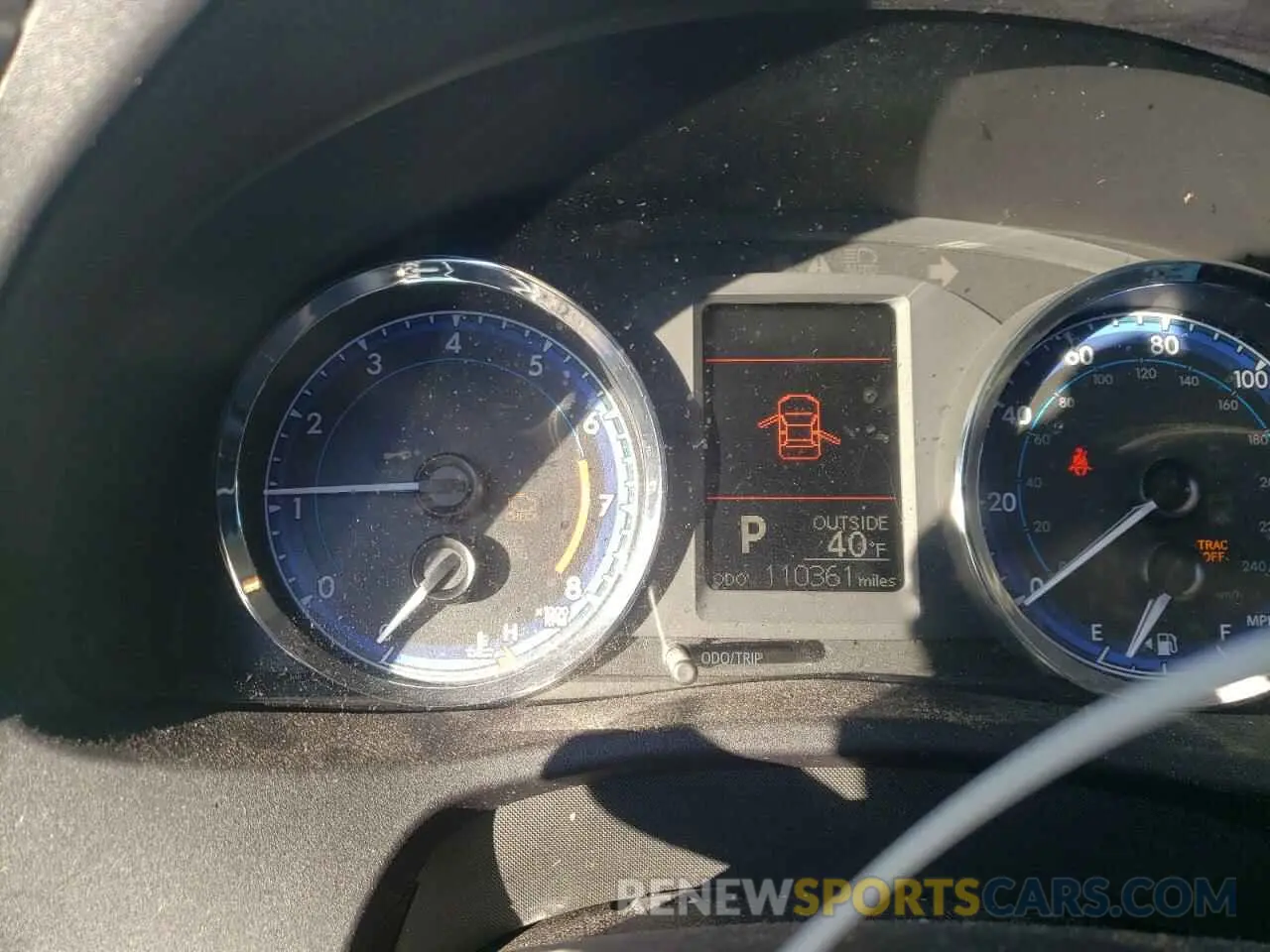 8 Photograph of a damaged car 2T1BURHE0KC240840 TOYOTA COROLLA 2019