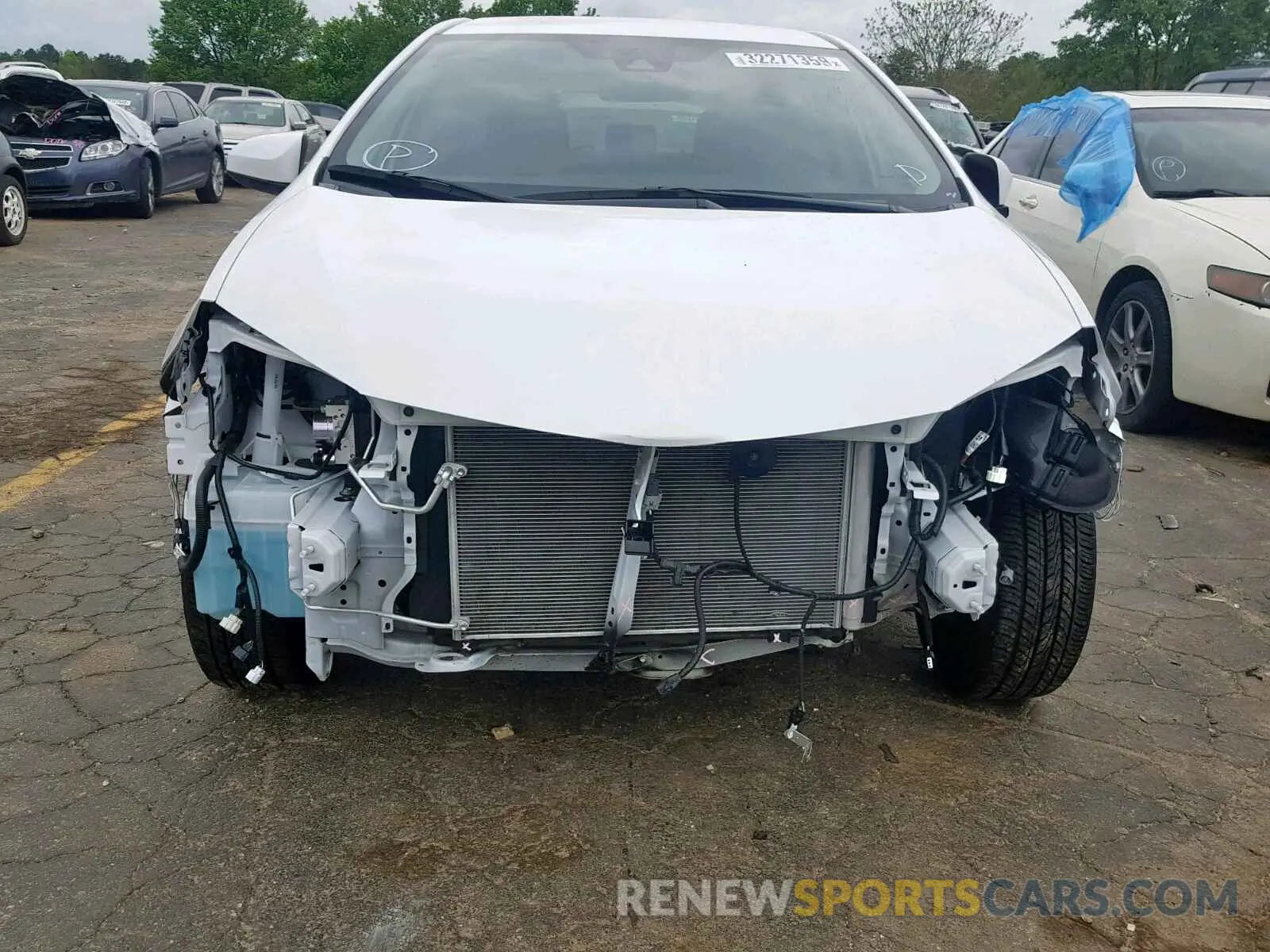 9 Photograph of a damaged car 2T1BURHE1KC145686 TOYOTA COROLLA 2019