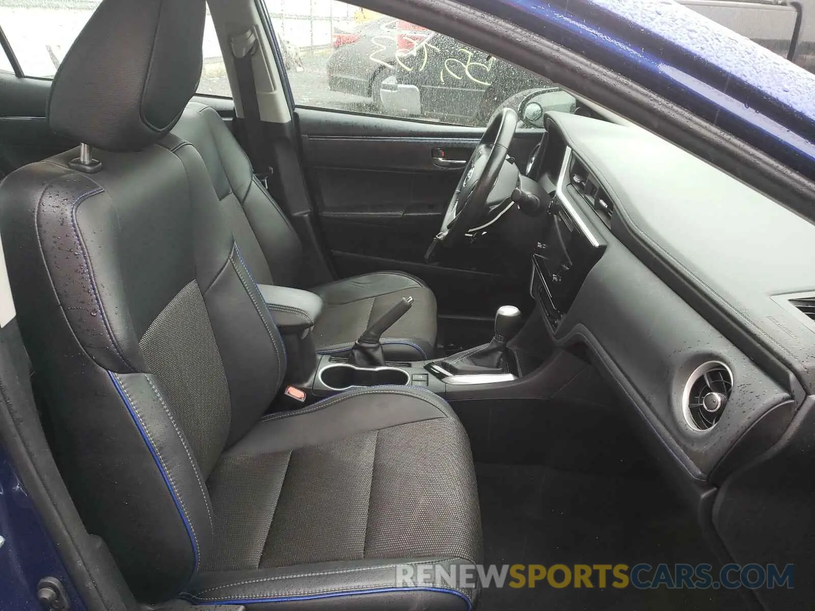 5 Photograph of a damaged car 2T1BURHE1KC147311 TOYOTA COROLLA 2019