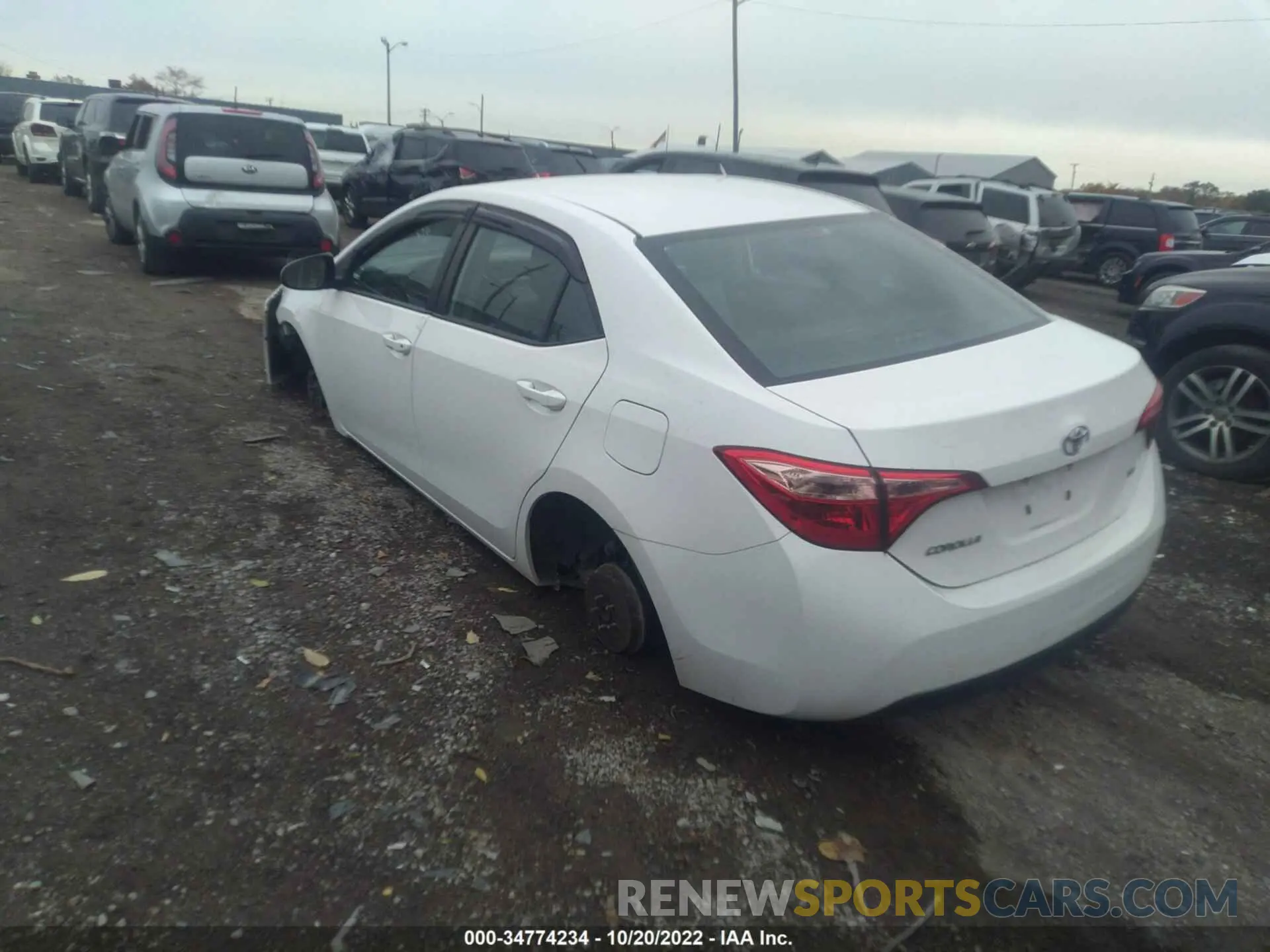 3 Фотография поврежденного автомобиля 2T1BURHE1KC149463 TOYOTA COROLLA 2019