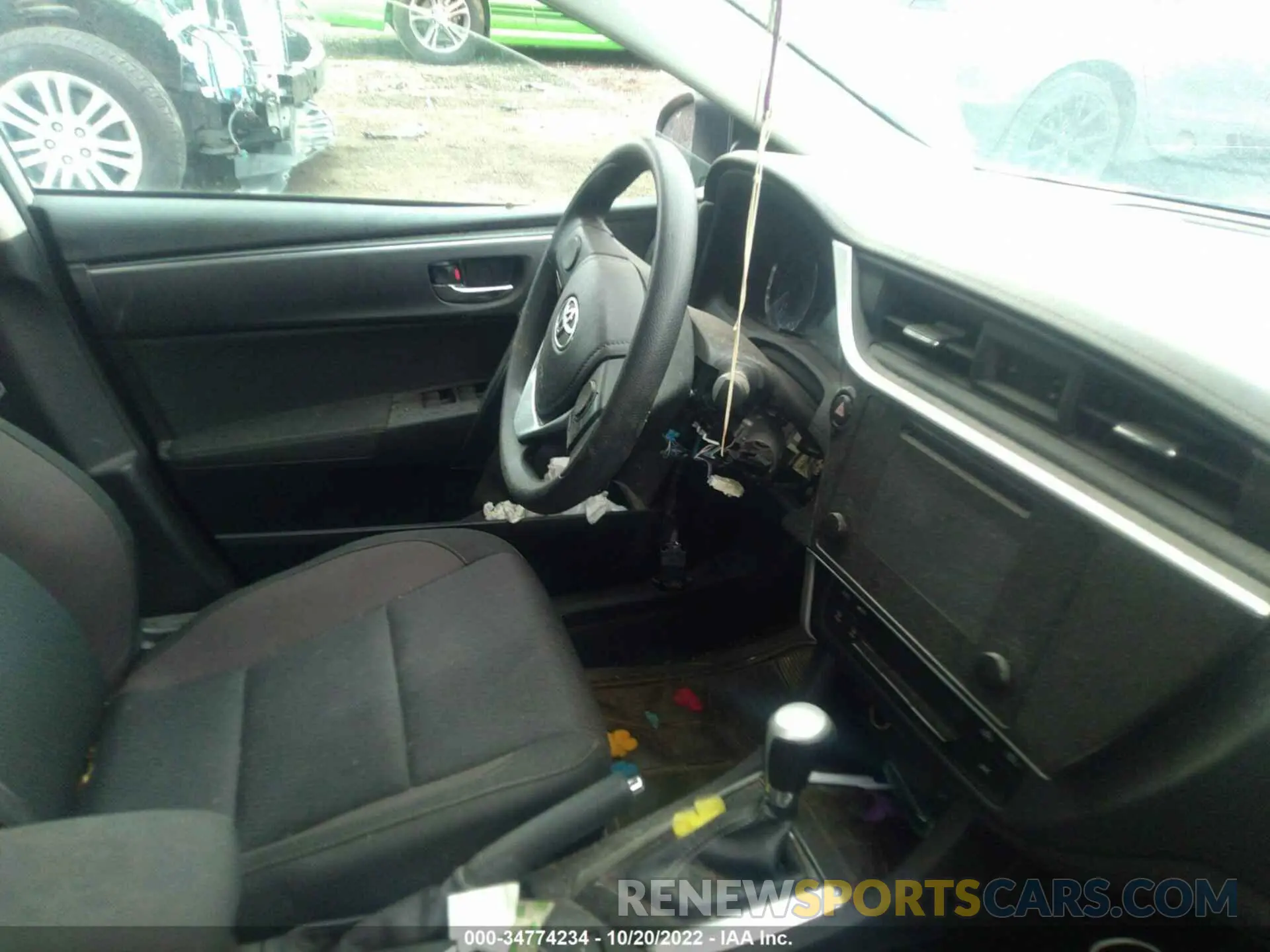 5 Фотография поврежденного автомобиля 2T1BURHE1KC149463 TOYOTA COROLLA 2019