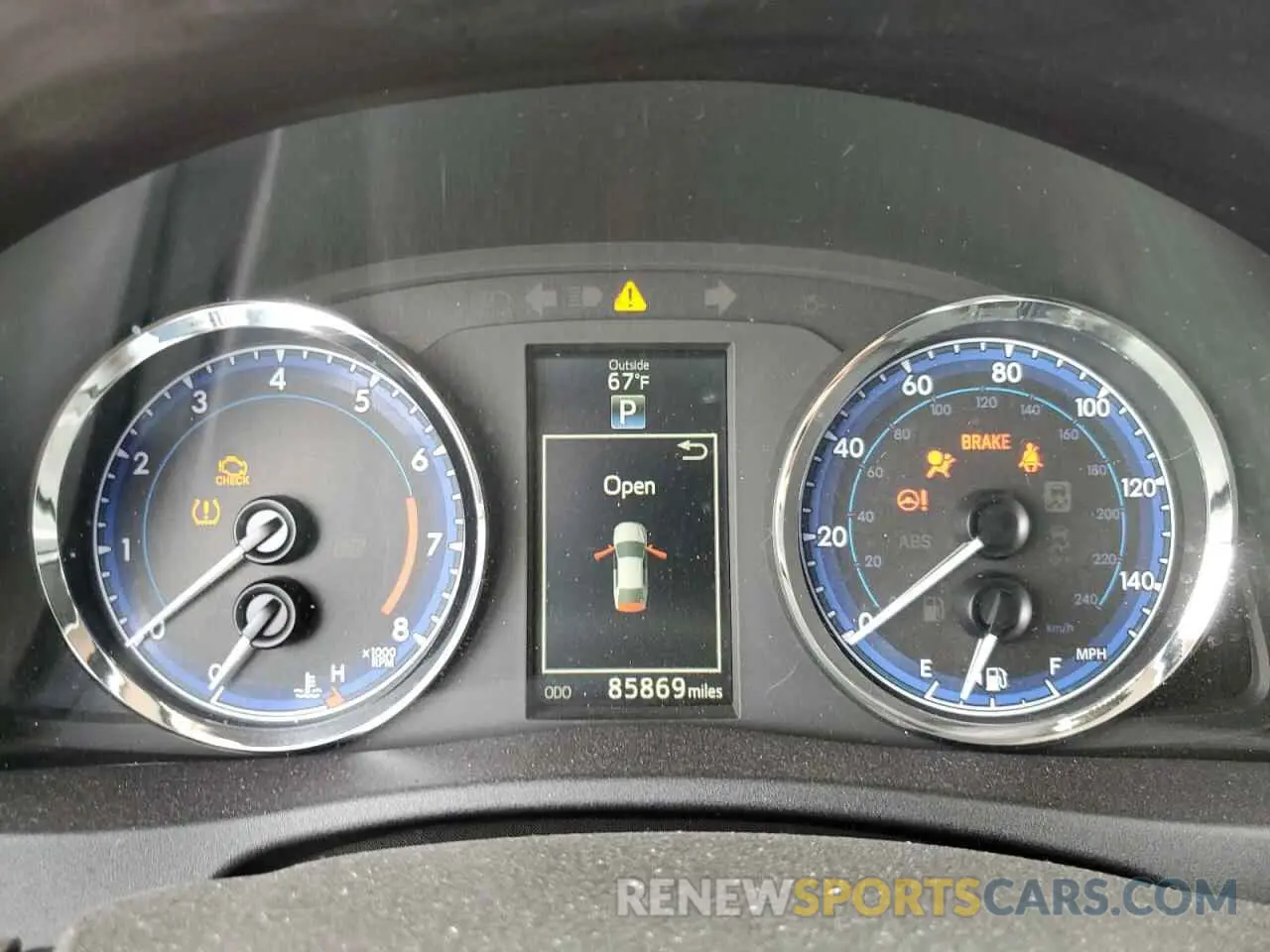 9 Фотография поврежденного автомобиля 2T1BURHE1KC152718 TOYOTA COROLLA 2019