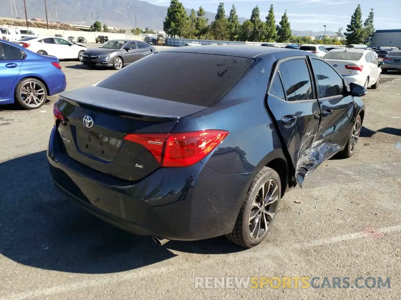 4 Photograph of a damaged car 2T1BURHE1KC160107 TOYOTA COROLLA 2019