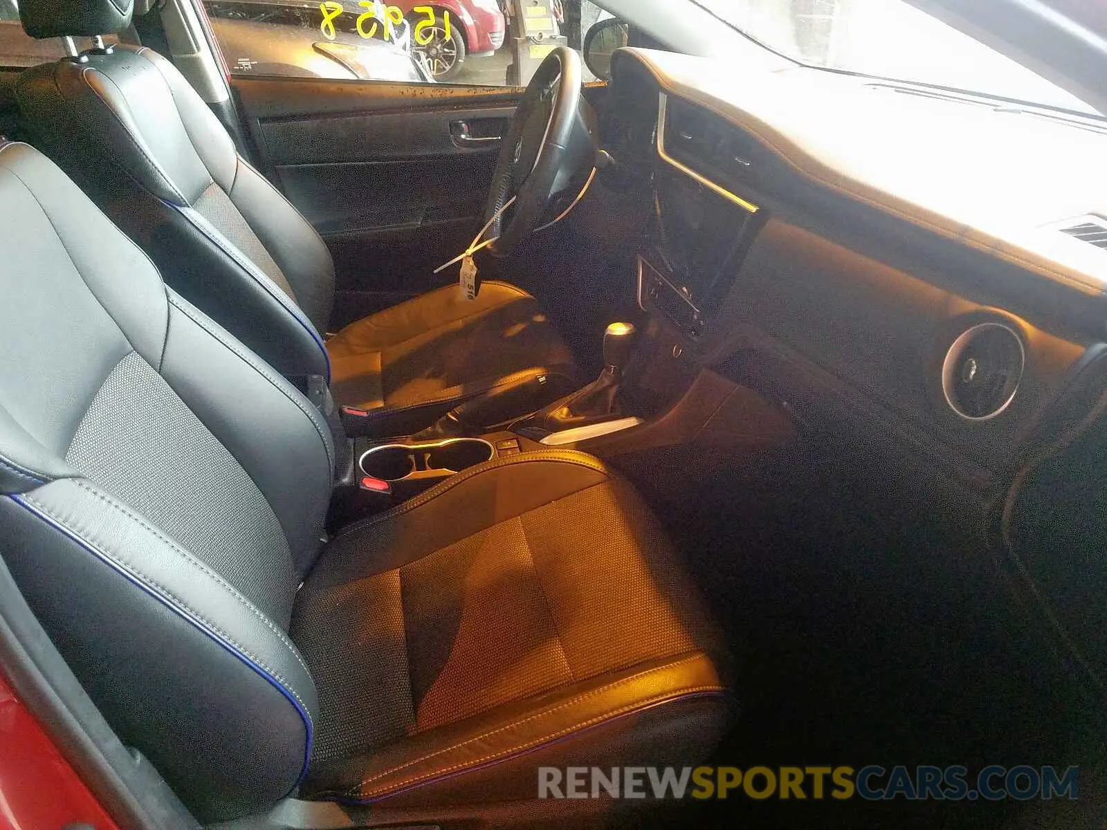 5 Photograph of a damaged car 2T1BURHE1KC161158 TOYOTA COROLLA 2019