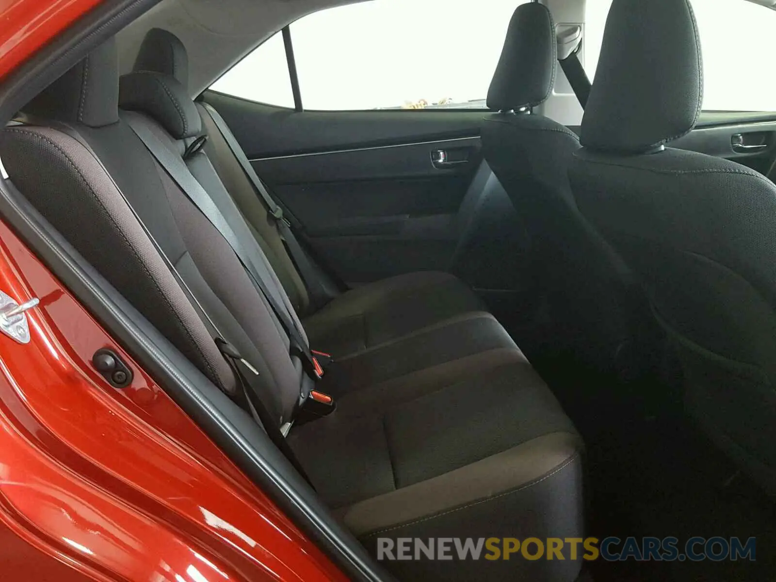 6 Photograph of a damaged car 2T1BURHE1KC169938 TOYOTA COROLLA 2019
