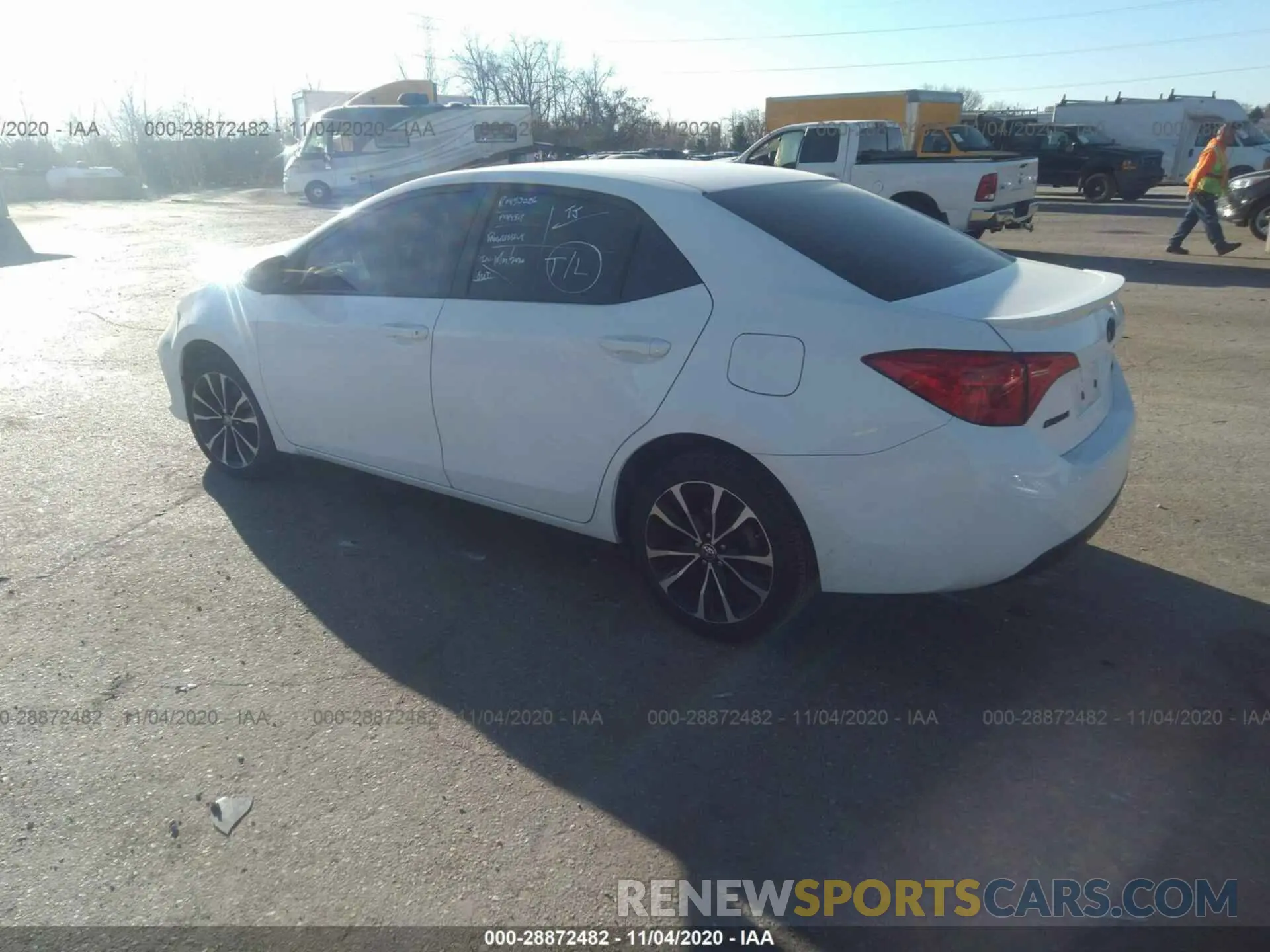 3 Photograph of a damaged car 2T1BURHE1KC174556 TOYOTA COROLLA 2019