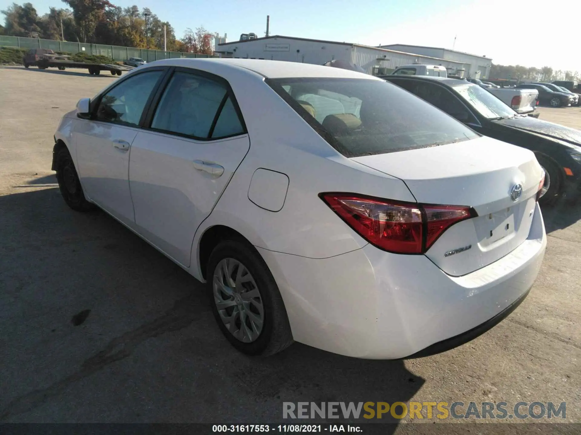 3 Photograph of a damaged car 2T1BURHE1KC177571 TOYOTA COROLLA 2019