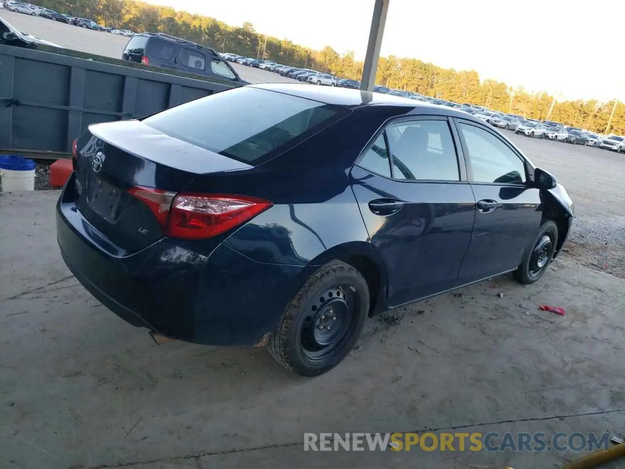 3 Photograph of a damaged car 2T1BURHE1KC178686 TOYOTA COROLLA 2019