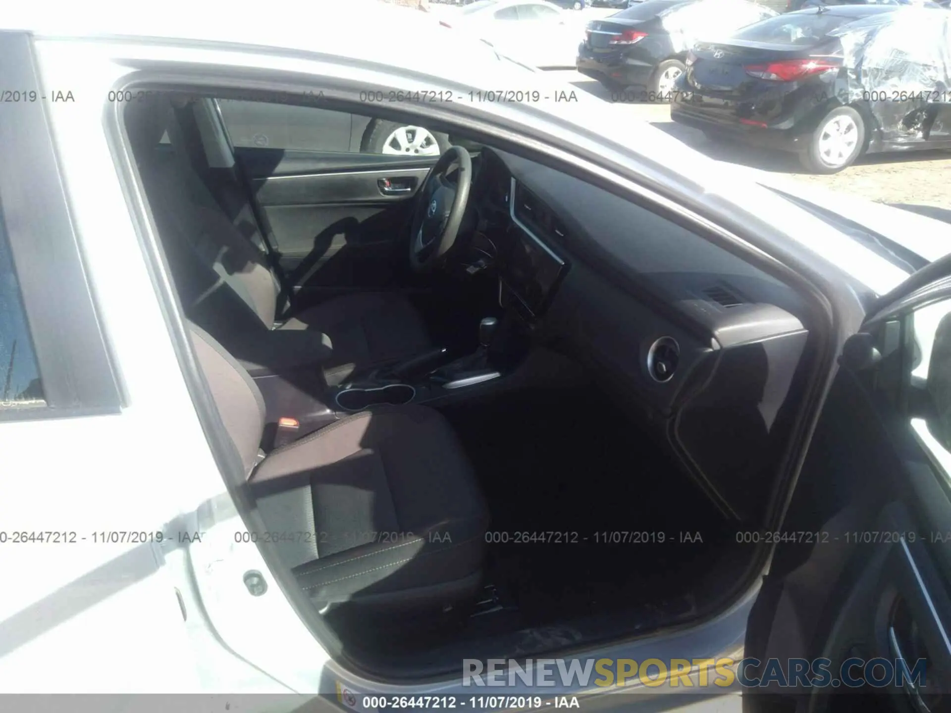5 Photograph of a damaged car 2T1BURHE1KC181734 TOYOTA COROLLA 2019