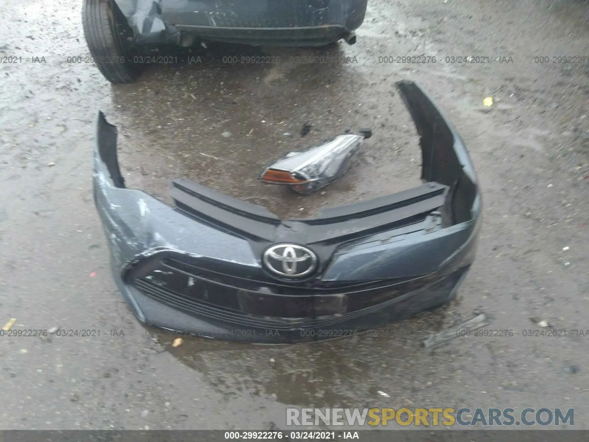 12 Photograph of a damaged car 2T1BURHE1KC183533 TOYOTA COROLLA 2019