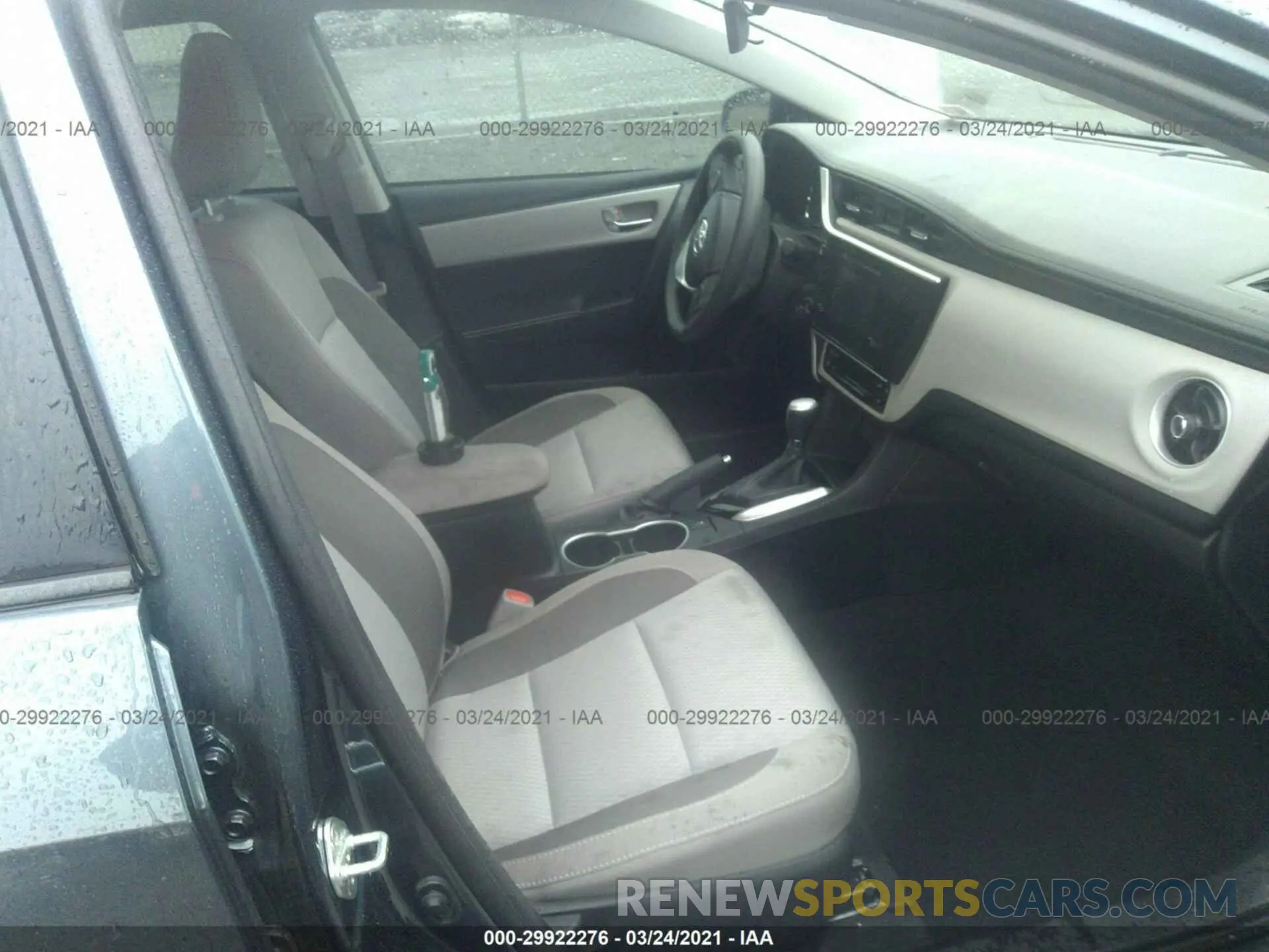 5 Photograph of a damaged car 2T1BURHE1KC183533 TOYOTA COROLLA 2019